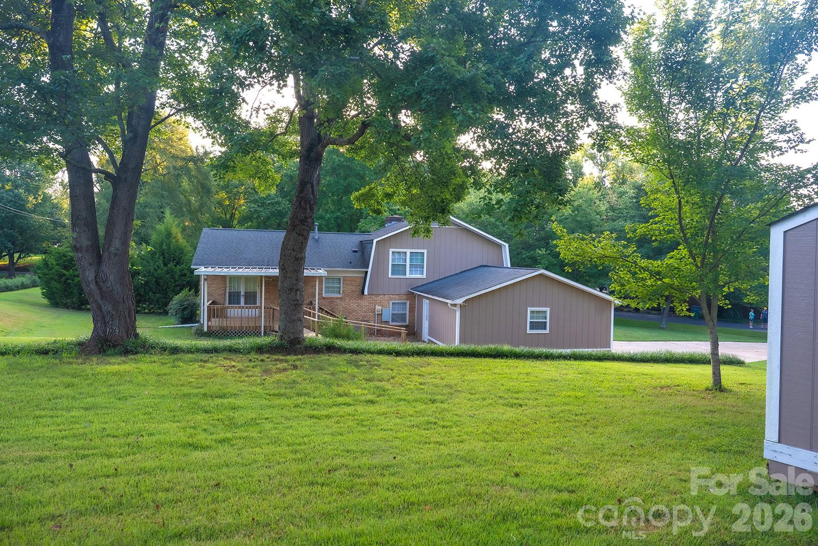 Great size backyard! - 3401 Tracelake Drive, Matthews