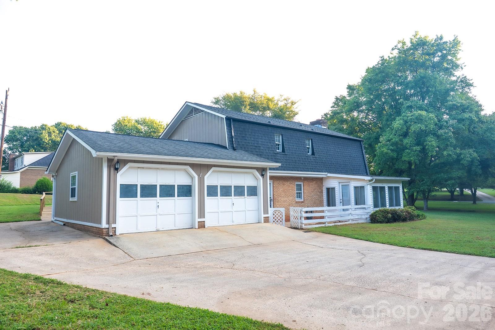 Attached garage - 3401 Tracelake Drive, Matthews