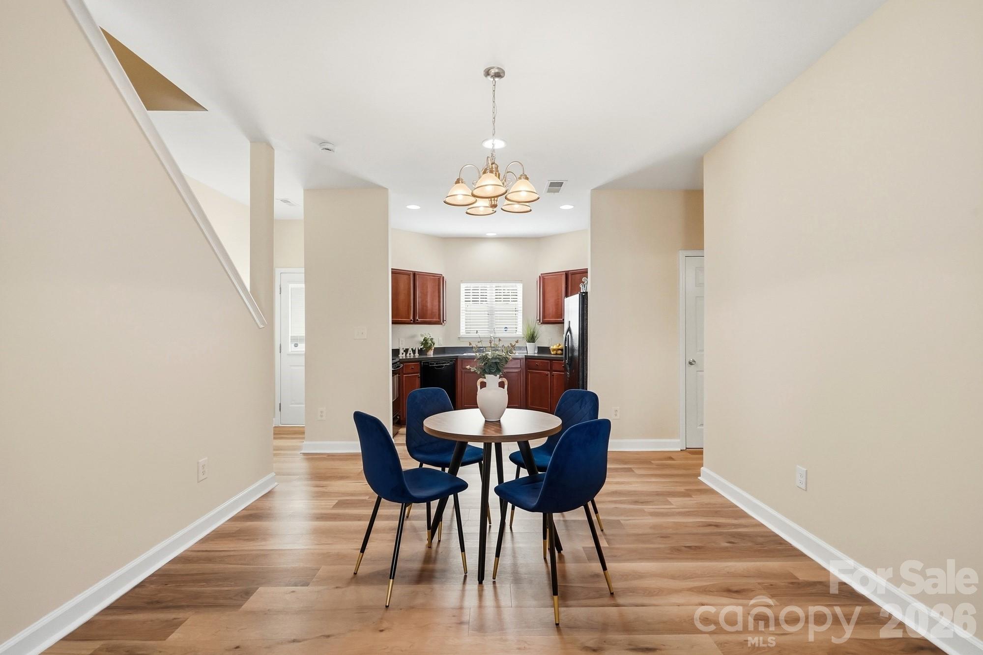 Dining - 108 St Vincent Place, Mount Holly