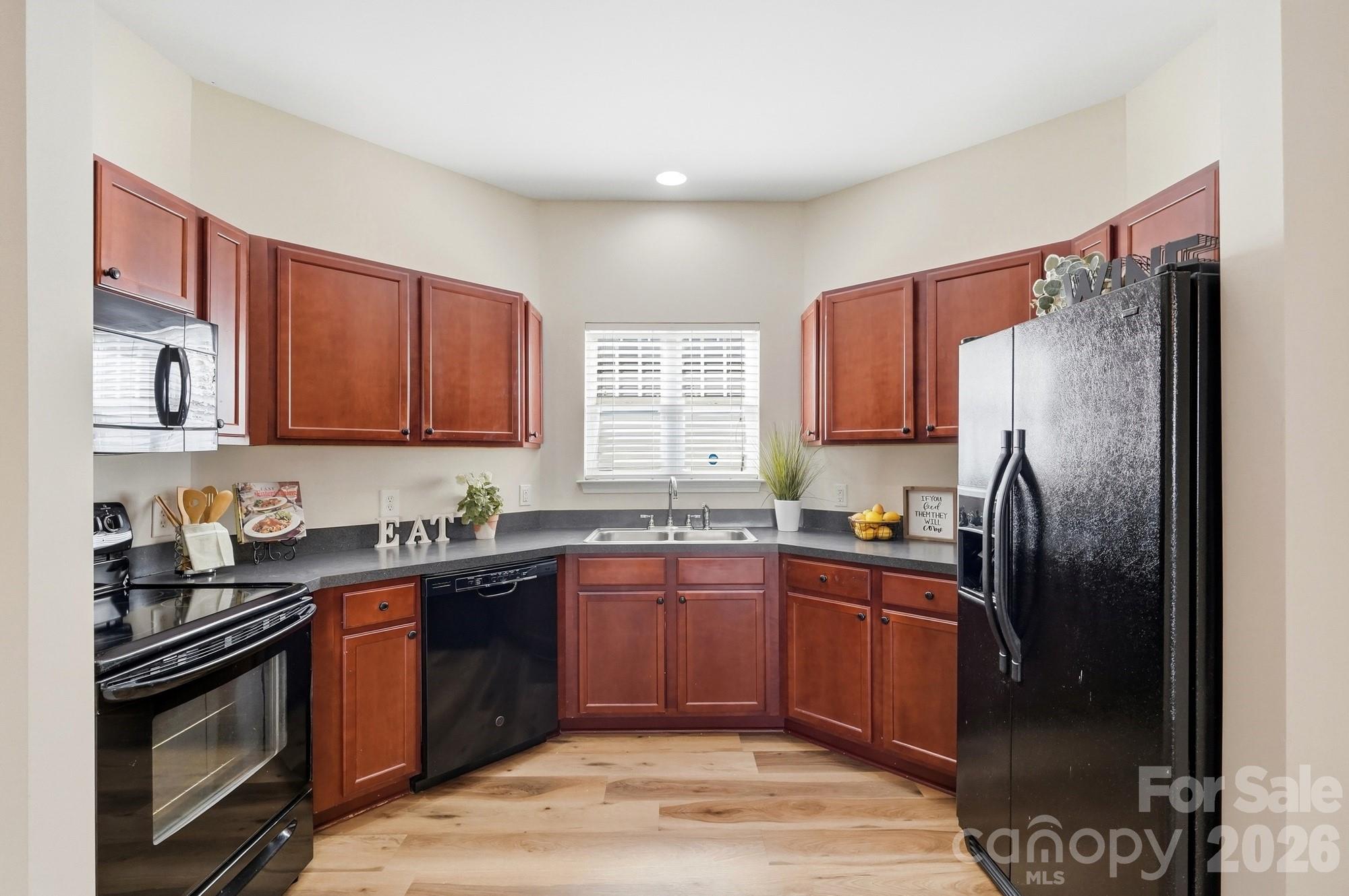Kitchen - 108 St Vincent Place, Mount Holly