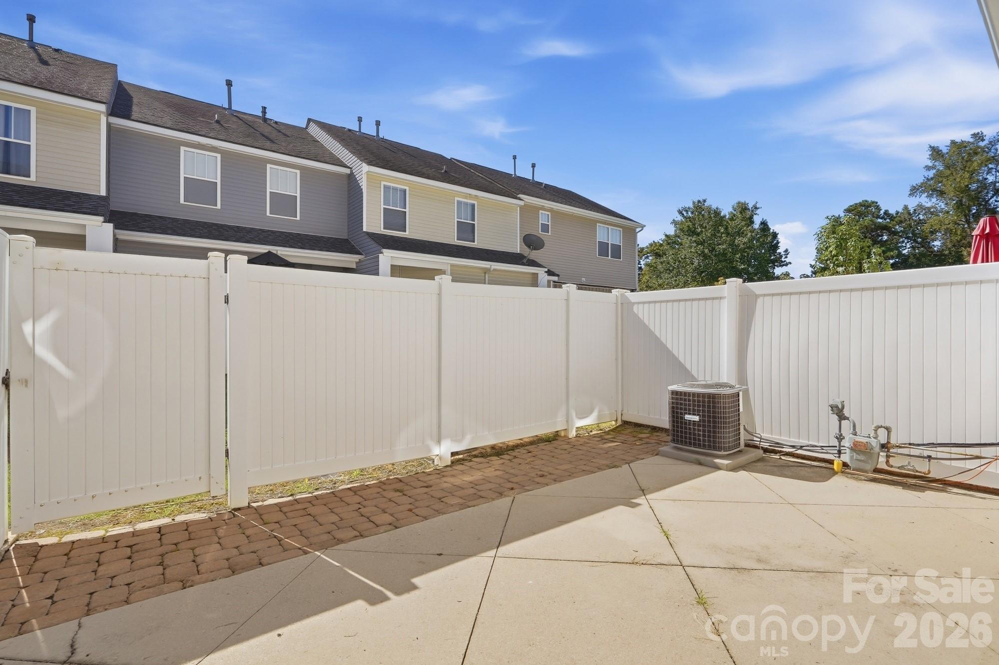 Private enclosed Patio - 108 St Vincent Place, Mount Holly