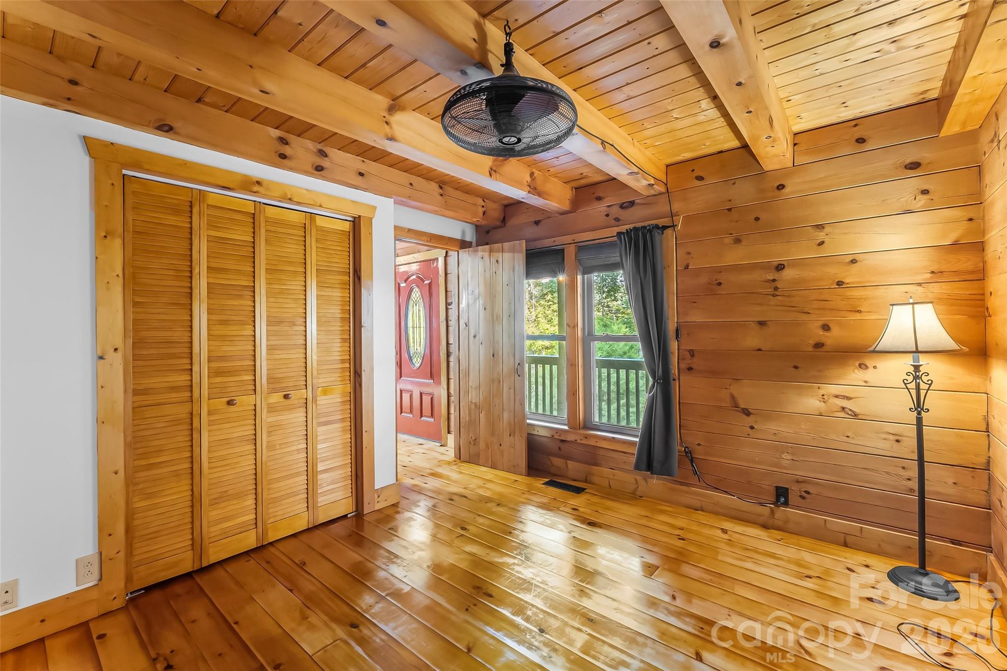Main Level Bedroom - 314 Old Mill Road, Nebo