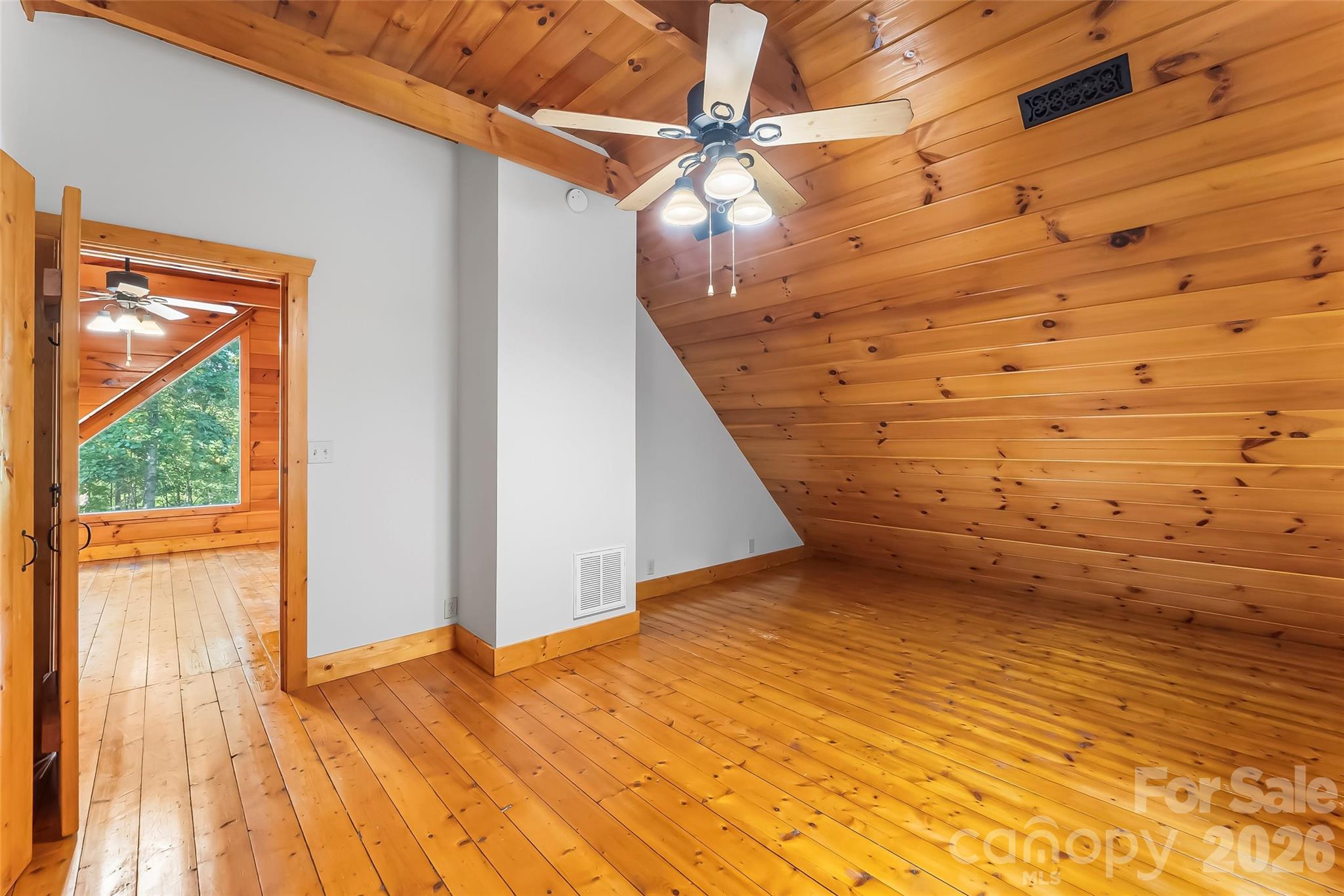 Primary Bedroom - 314 Old Mill Road, Nebo