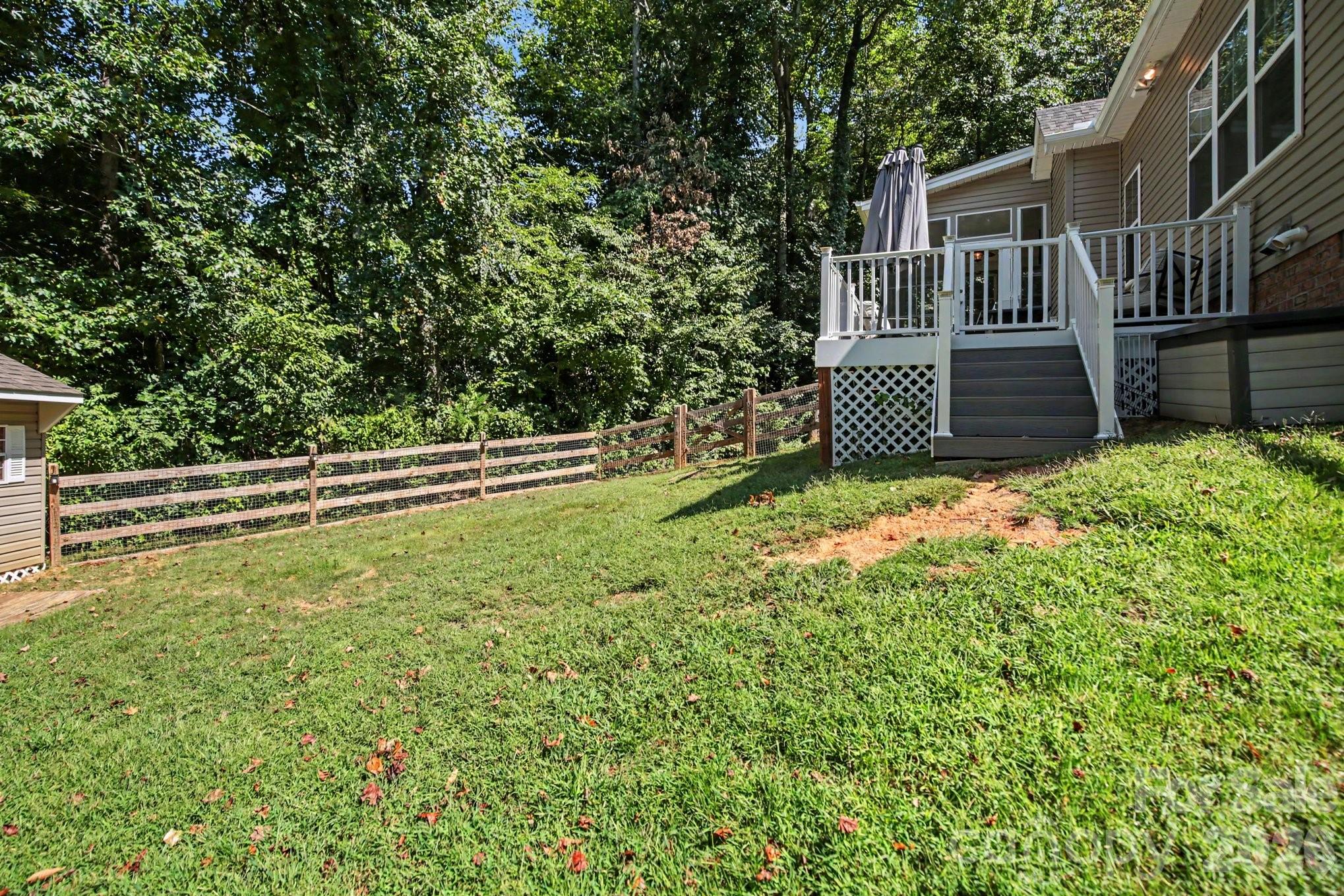 Single Family Residence at 5116 Ivy Trace Court, Clemmons, photo 19 of 20