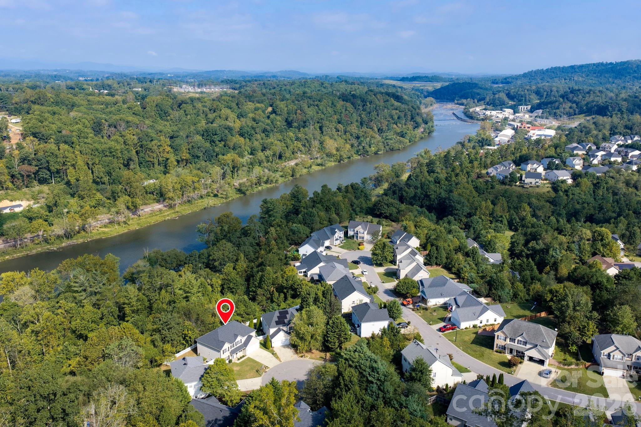 Riverside Park and Soon-to-be Completed Taylor's Wave Super Close By - 9 Carraway Court, Asheville