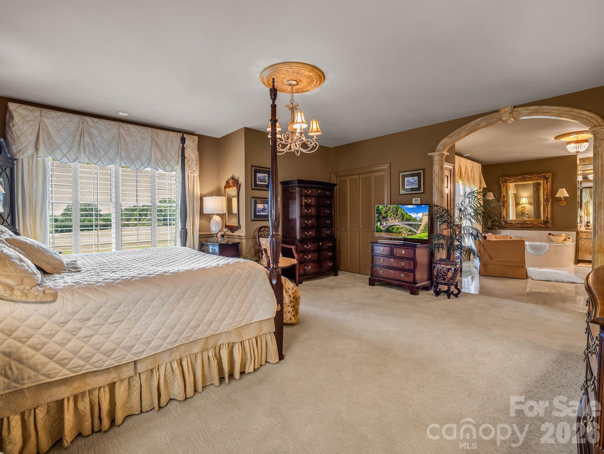 Primary bedroom - 164 Brookfield Drive, Forest City