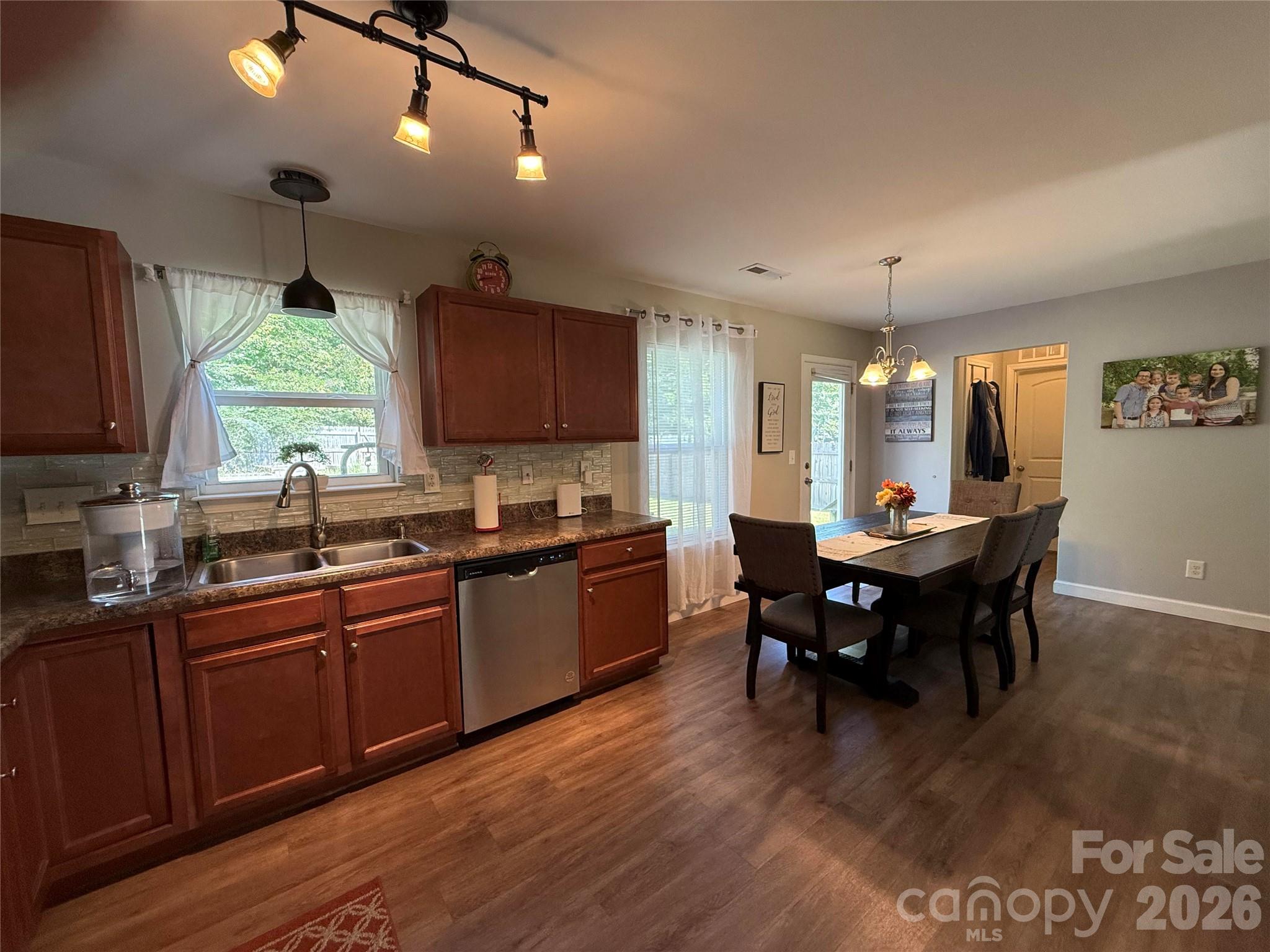 Single Family Residence at 125 Trantham Street SW, Concord, photo 5 of 12