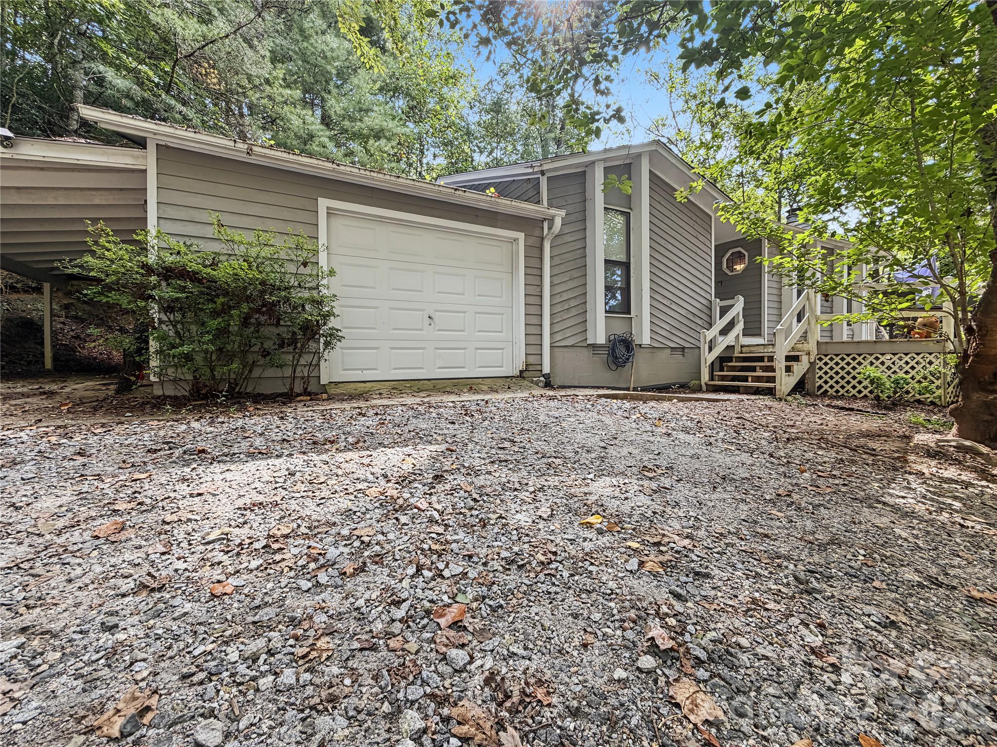 Single Family Residence at 1156 Crab Creek Road, Hendersonville, photo 15 of 19