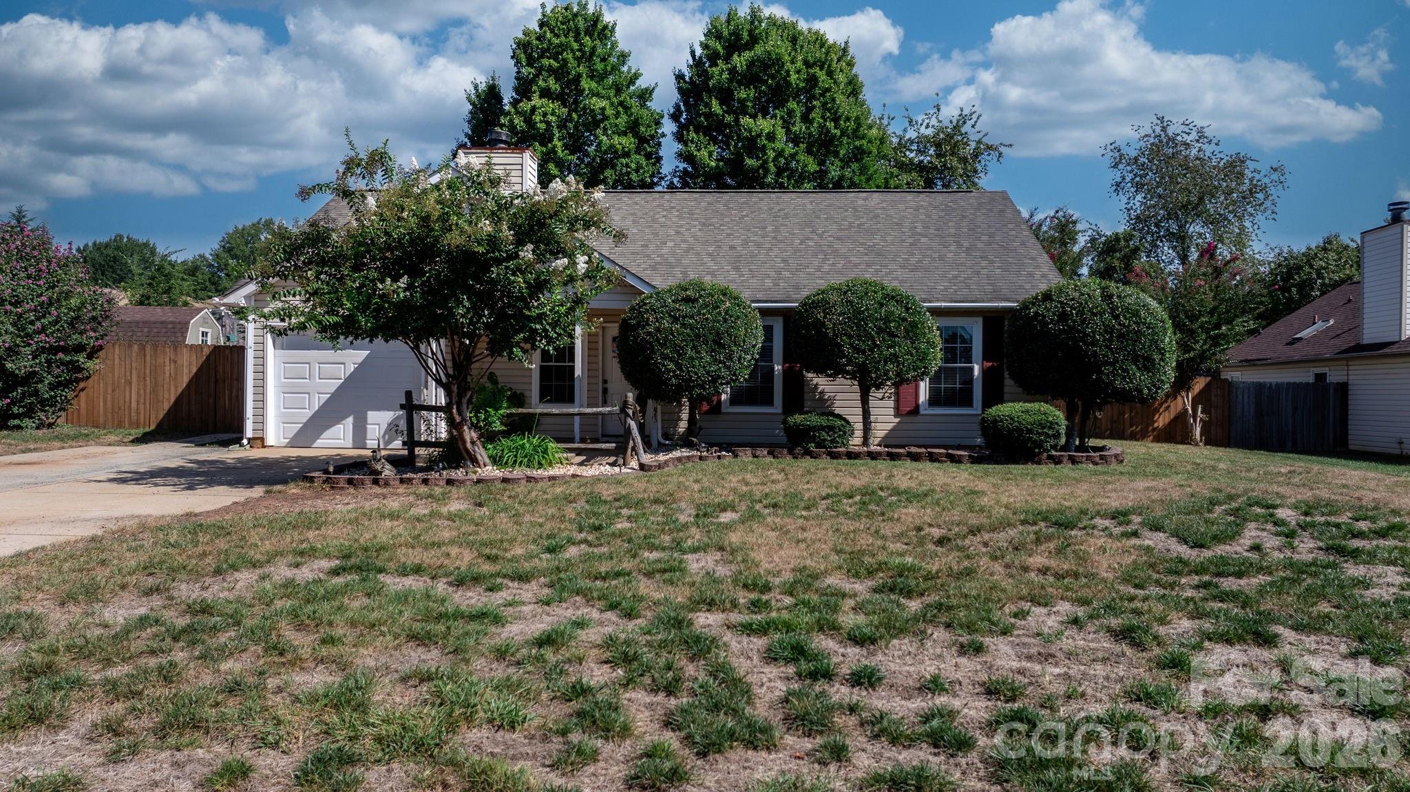 Single Family Residence at 16522 Glenfurness Drive, Huntersville, photo 42 of 42