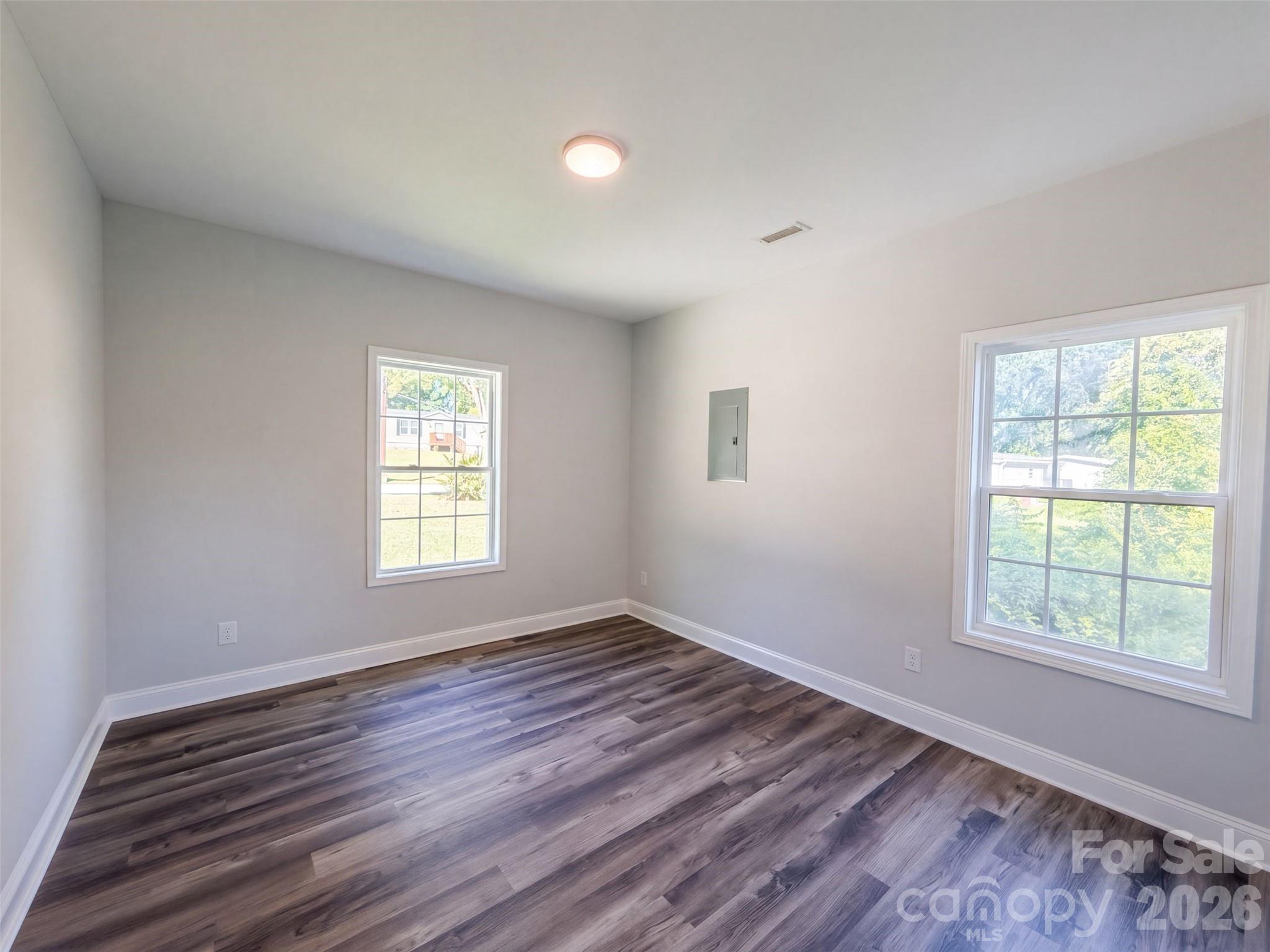 Single Family Residence at 604 Stewart Court, Statesville, photo 10 of 15