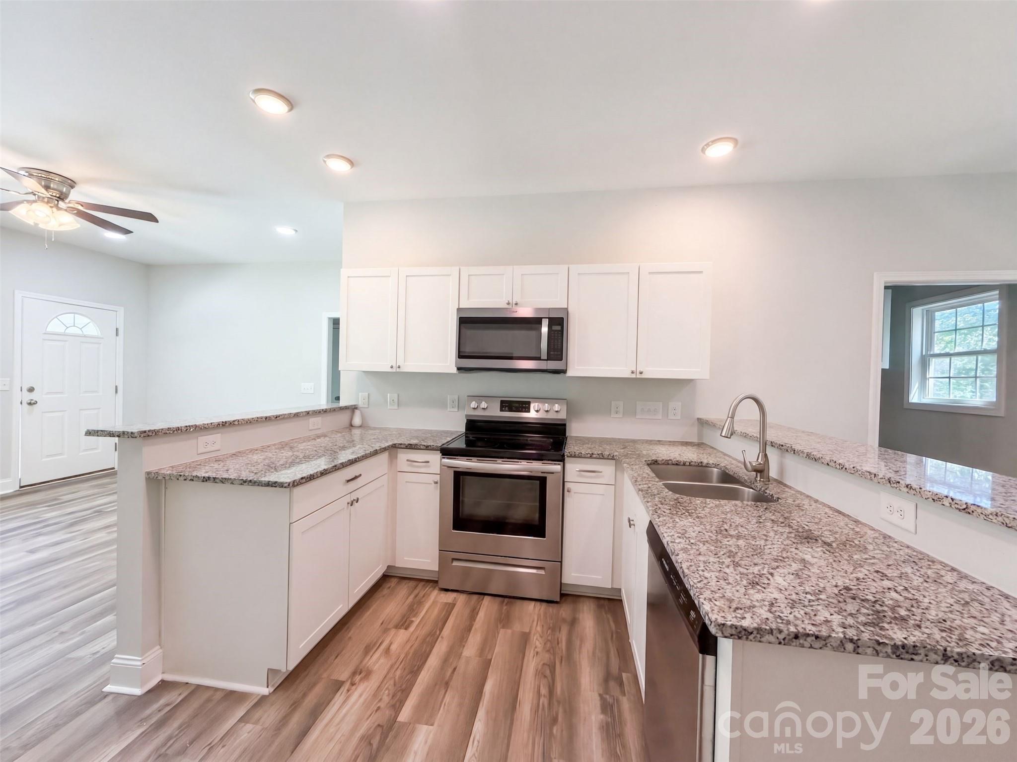 Single Family Residence at 604 Stewart Court, Statesville, photo 12 of 15