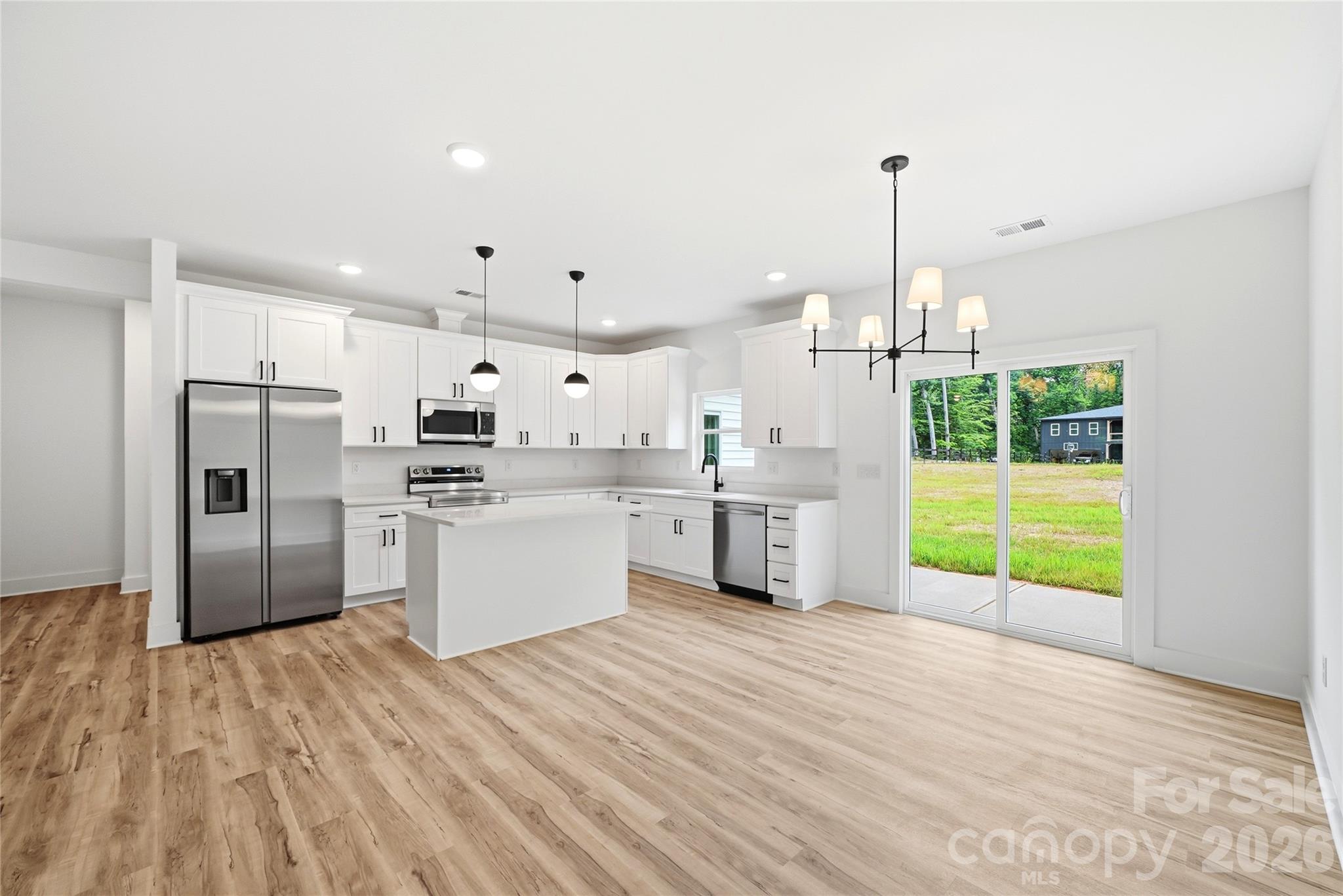 Single Family Residence at 3272 Fairview Drive, Gastonia, photo 11 of 40