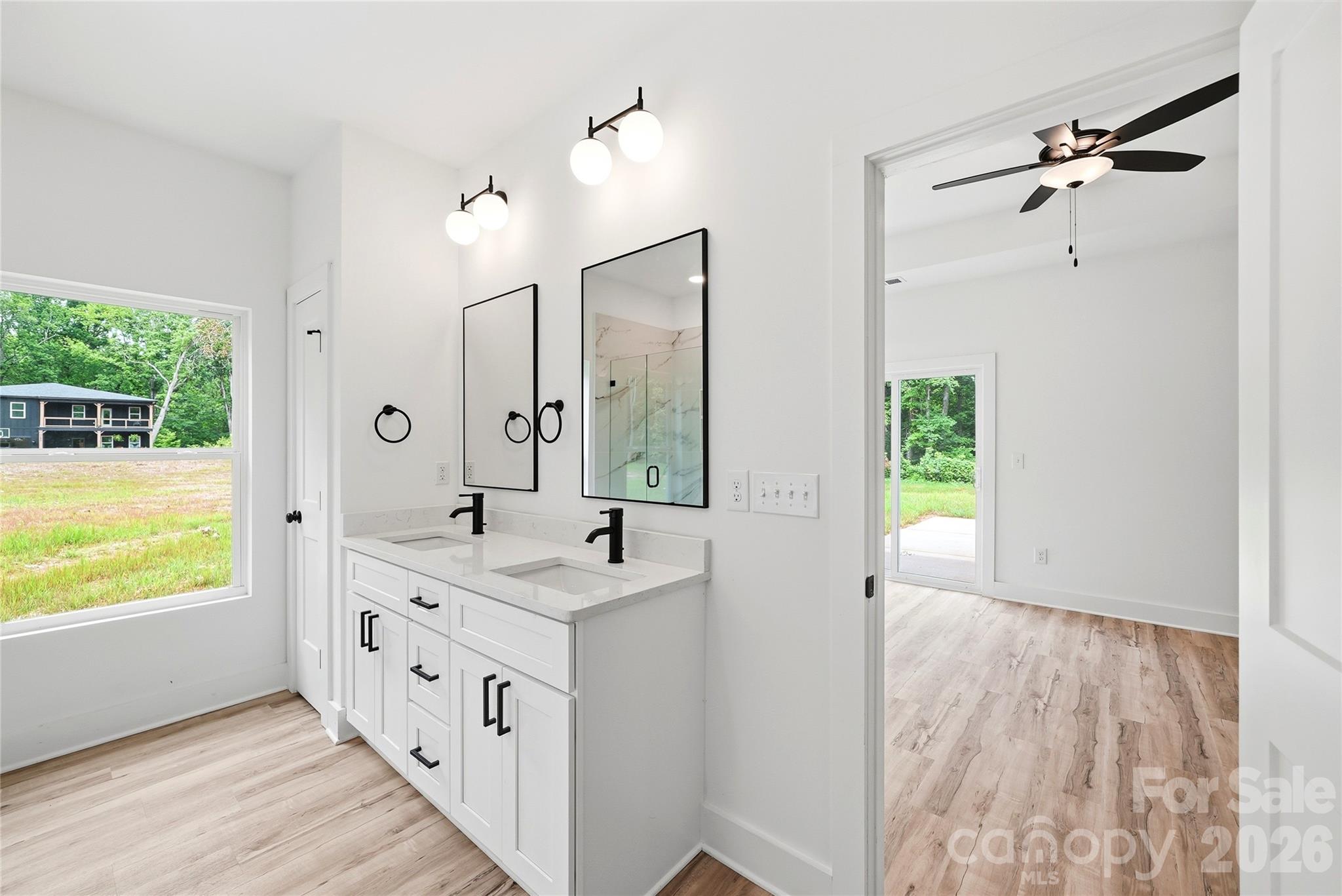 Single Family Residence at 3272 Fairview Drive, Gastonia, photo 16 of 40