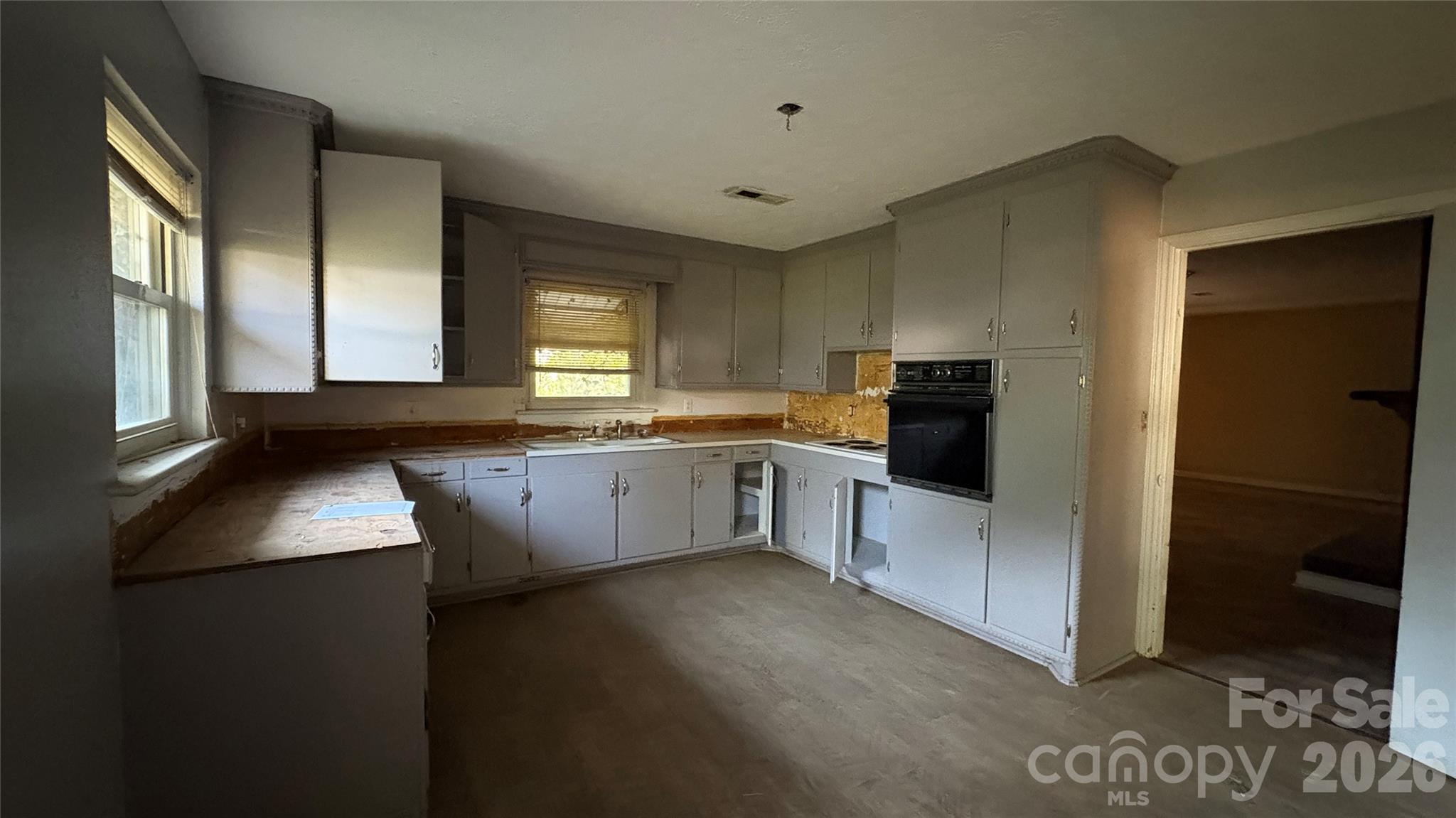 Single Family Residence at 506 Whisnant Street, Shelby, photo 8 of 40