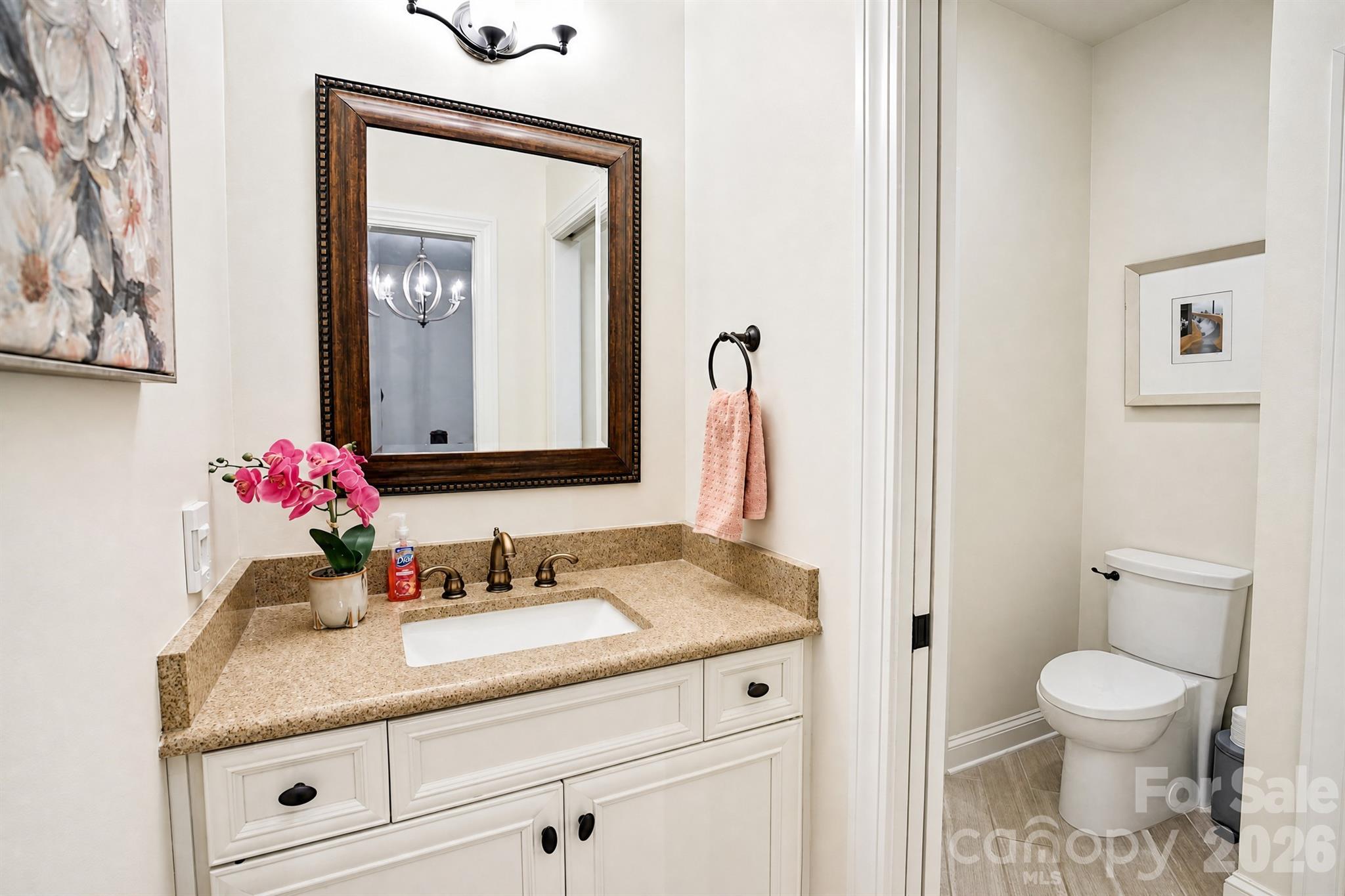 Single Family Residence at 880 Hickory Stick Drive, Fort Mill, photo 20 of 29