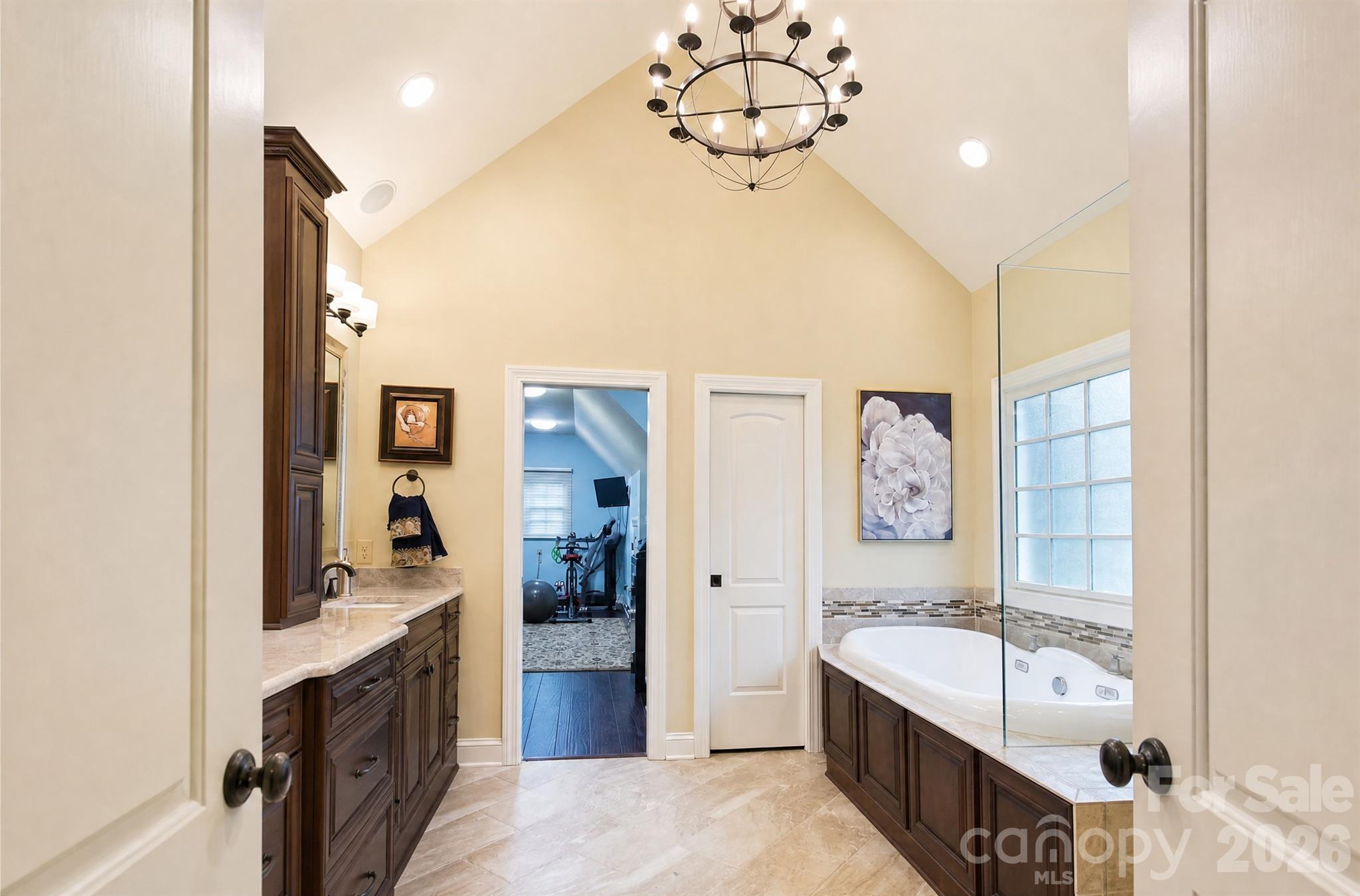 Single Family Residence at 880 Hickory Stick Drive, Fort Mill, photo 25 of 29