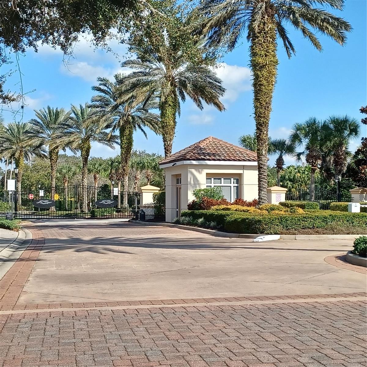 80 RIVERVIEW BND S #822