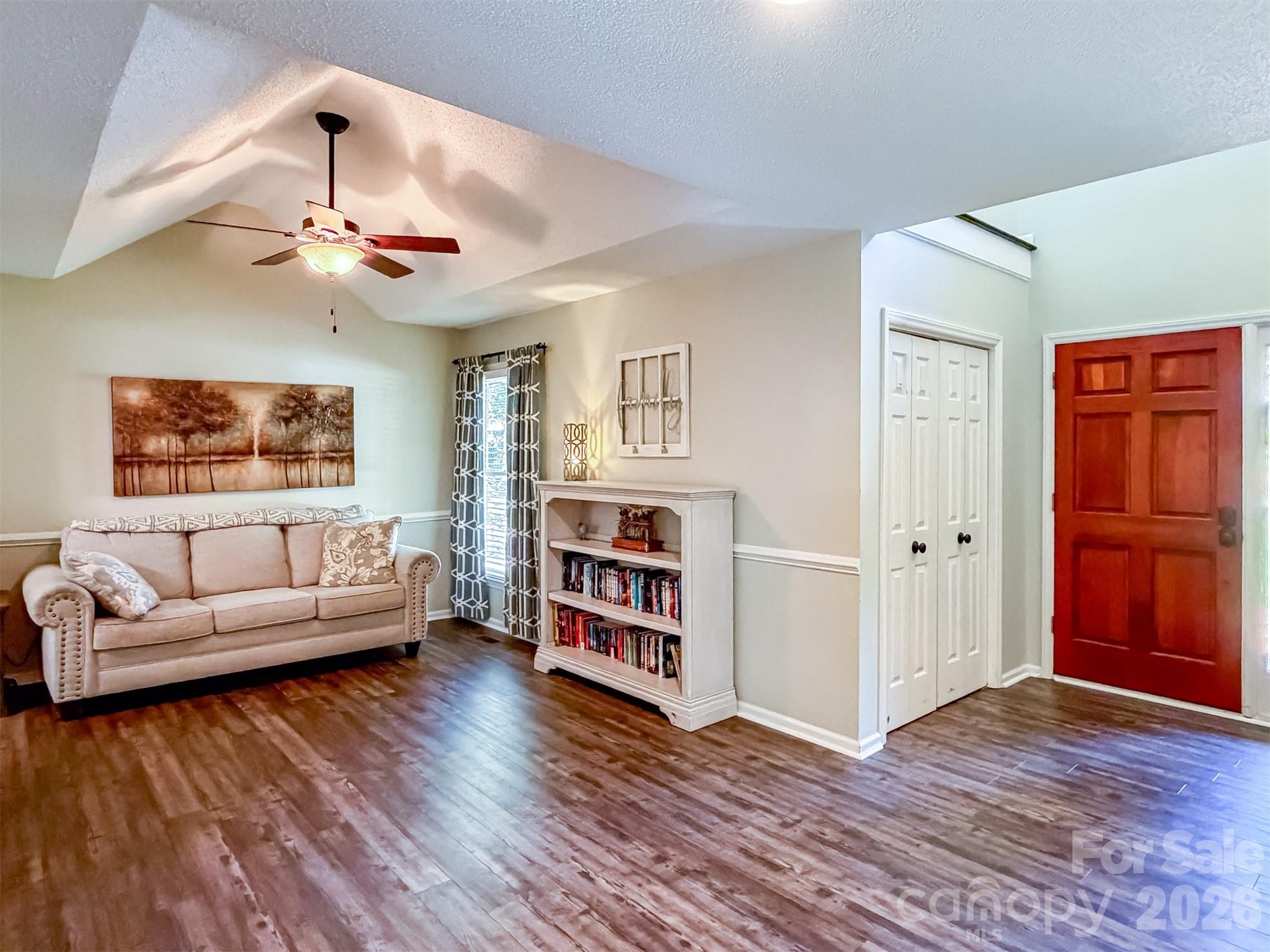 Single Family Residence at 1740 29th Avenue Place NE, Hickory, photo 10 of 48