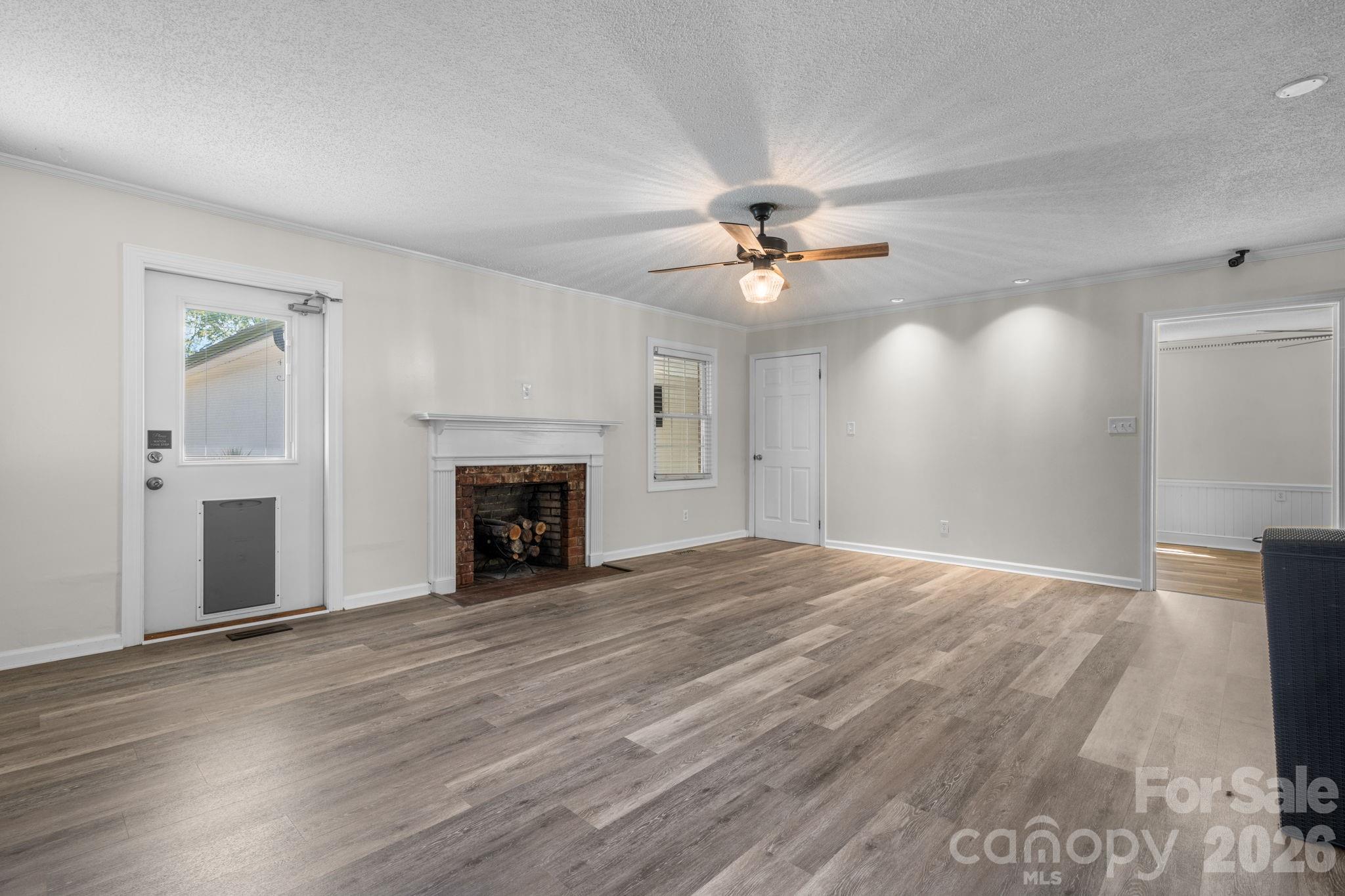 Single Family Residence at 5795 Valley Field Road, Hickory, photo 10 of 48