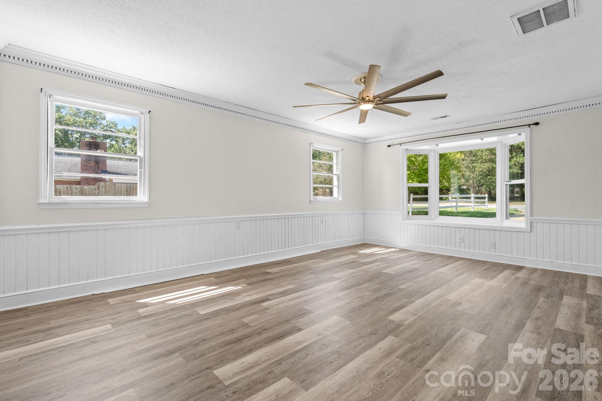 Single Family Residence at 5795 Valley Field Road, Hickory, photo 15 of 48