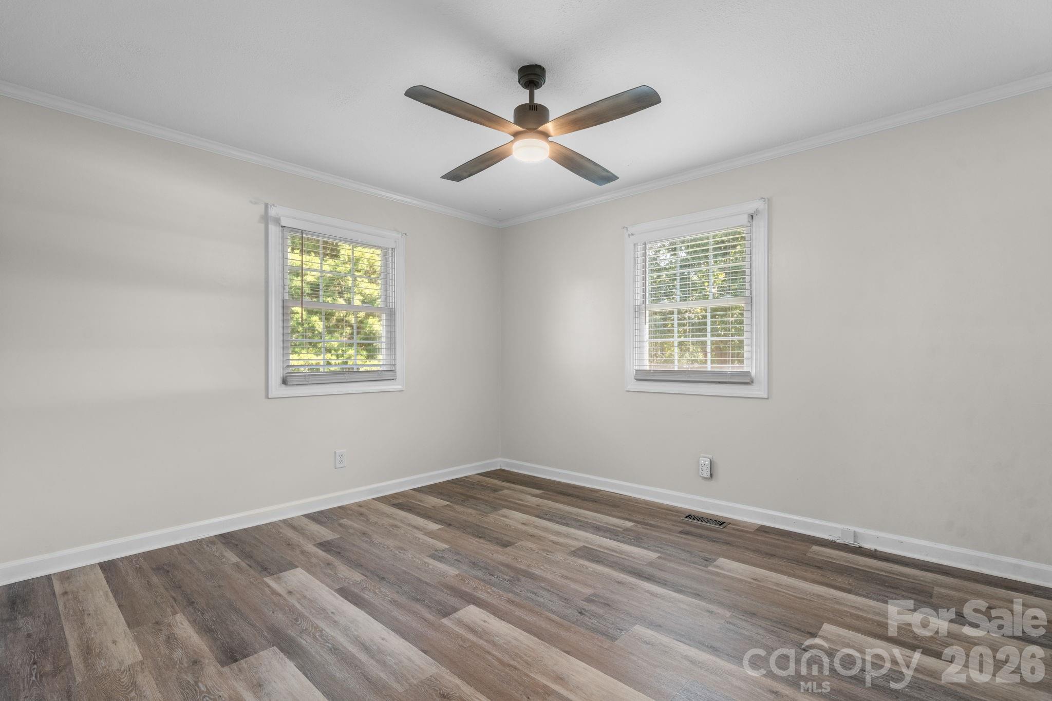 Single Family Residence at 5795 Valley Field Road, Hickory, photo 17 of 48