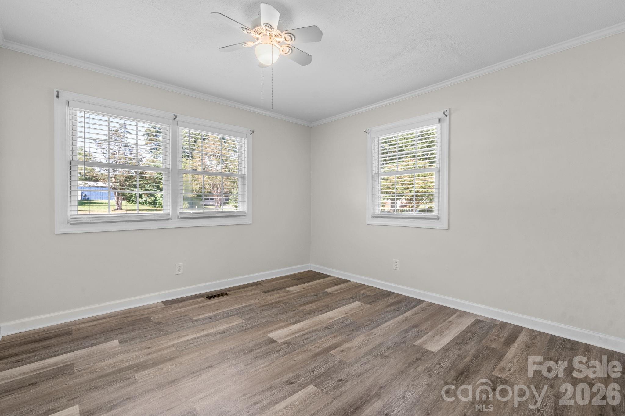 Single Family Residence at 5795 Valley Field Road, Hickory, photo 21 of 48