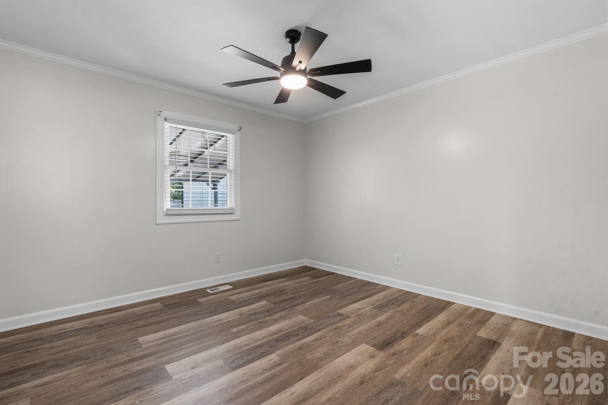 Single Family Residence at 5795 Valley Field Road, Hickory, photo 22 of 48