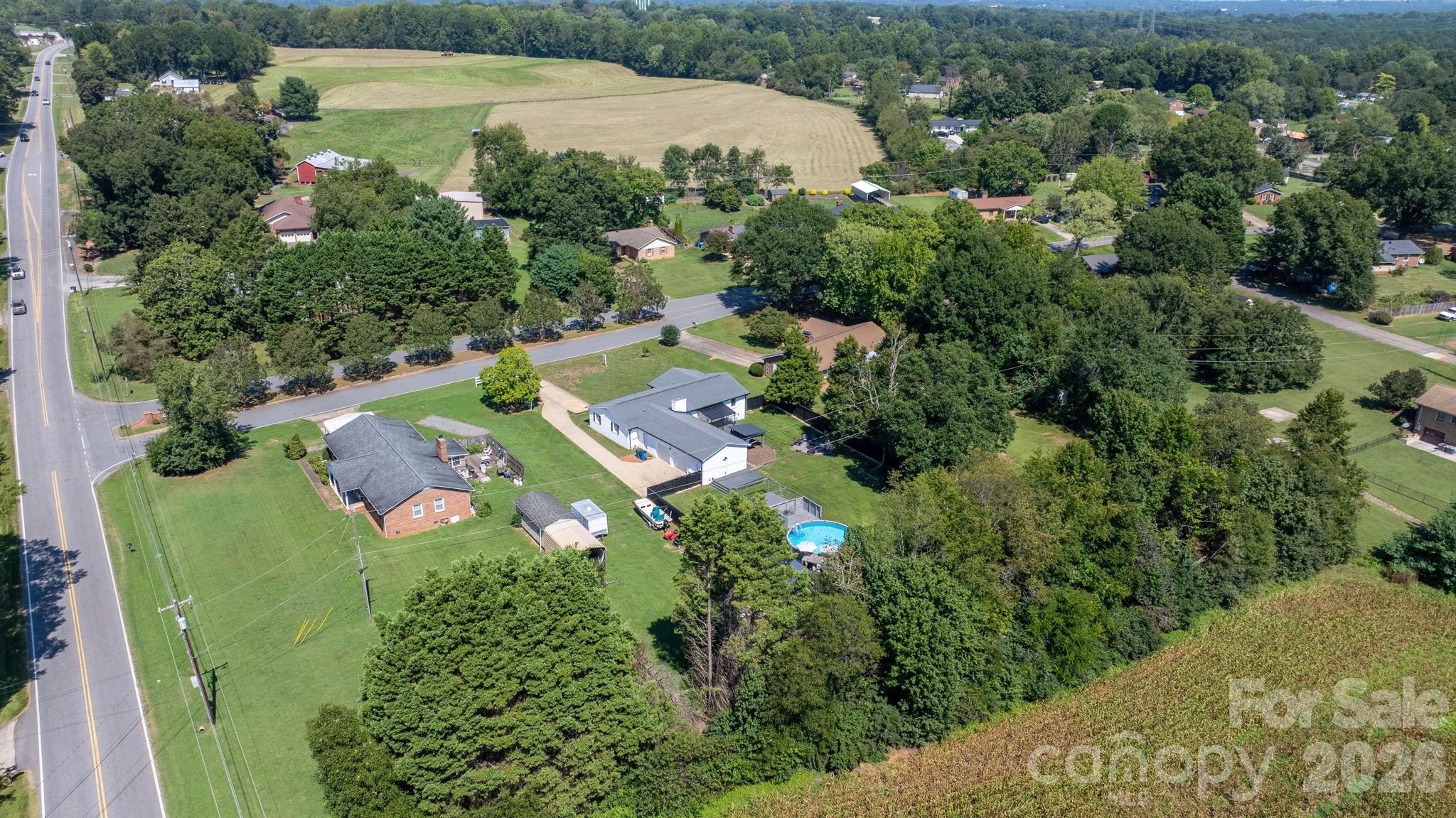 Single Family Residence at 5795 Valley Field Road, Hickory, photo 45 of 48