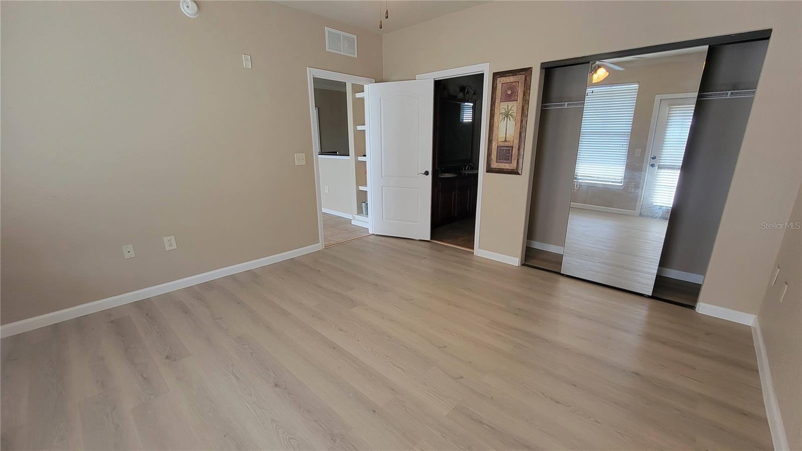 Condominium at 914 CHARO PKWY #123, DAVENPORT, photo 11 of 50