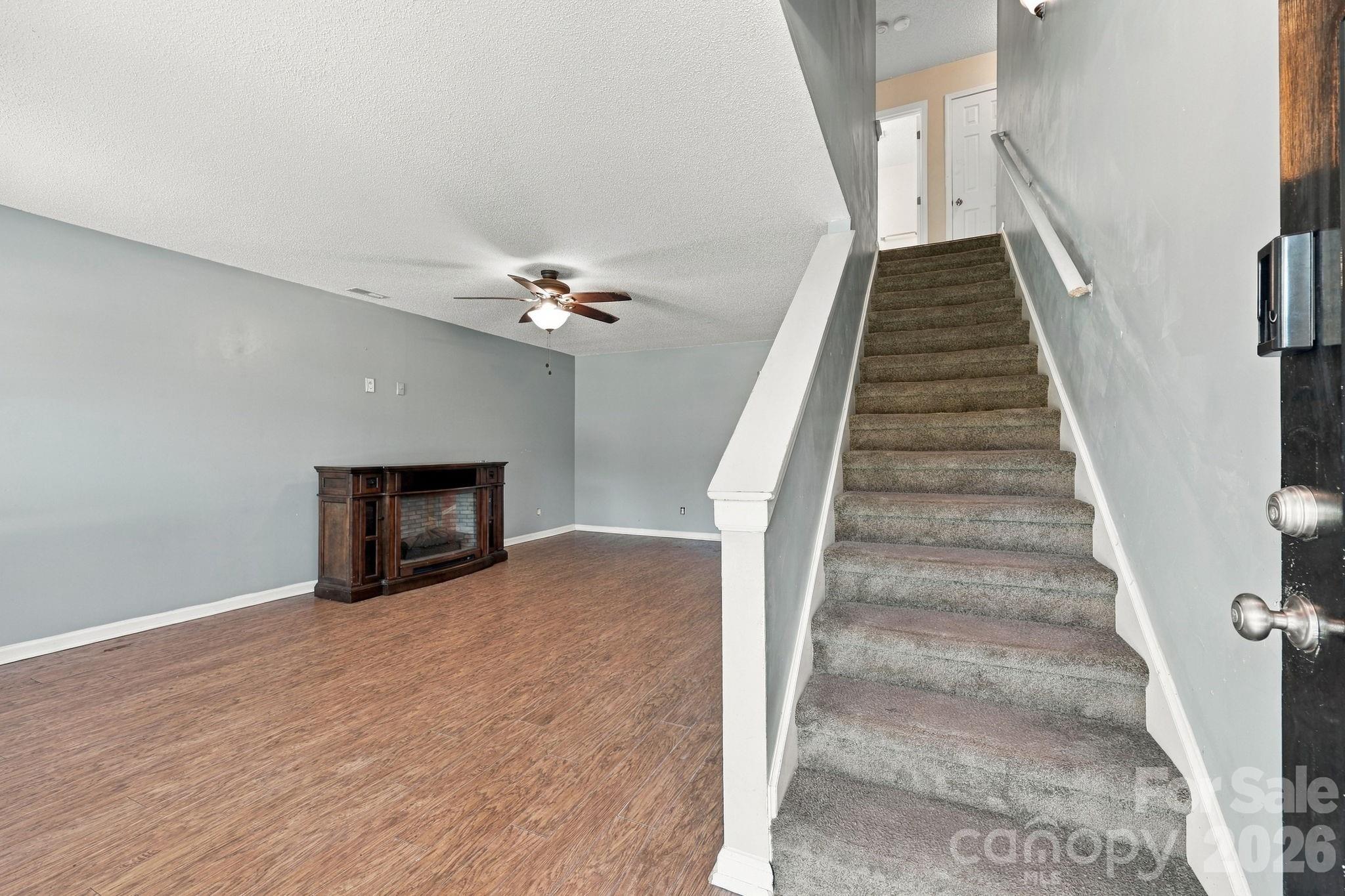 Single Family Residence at 207 Aceland Circle, Salisbury, photo 20 of 54