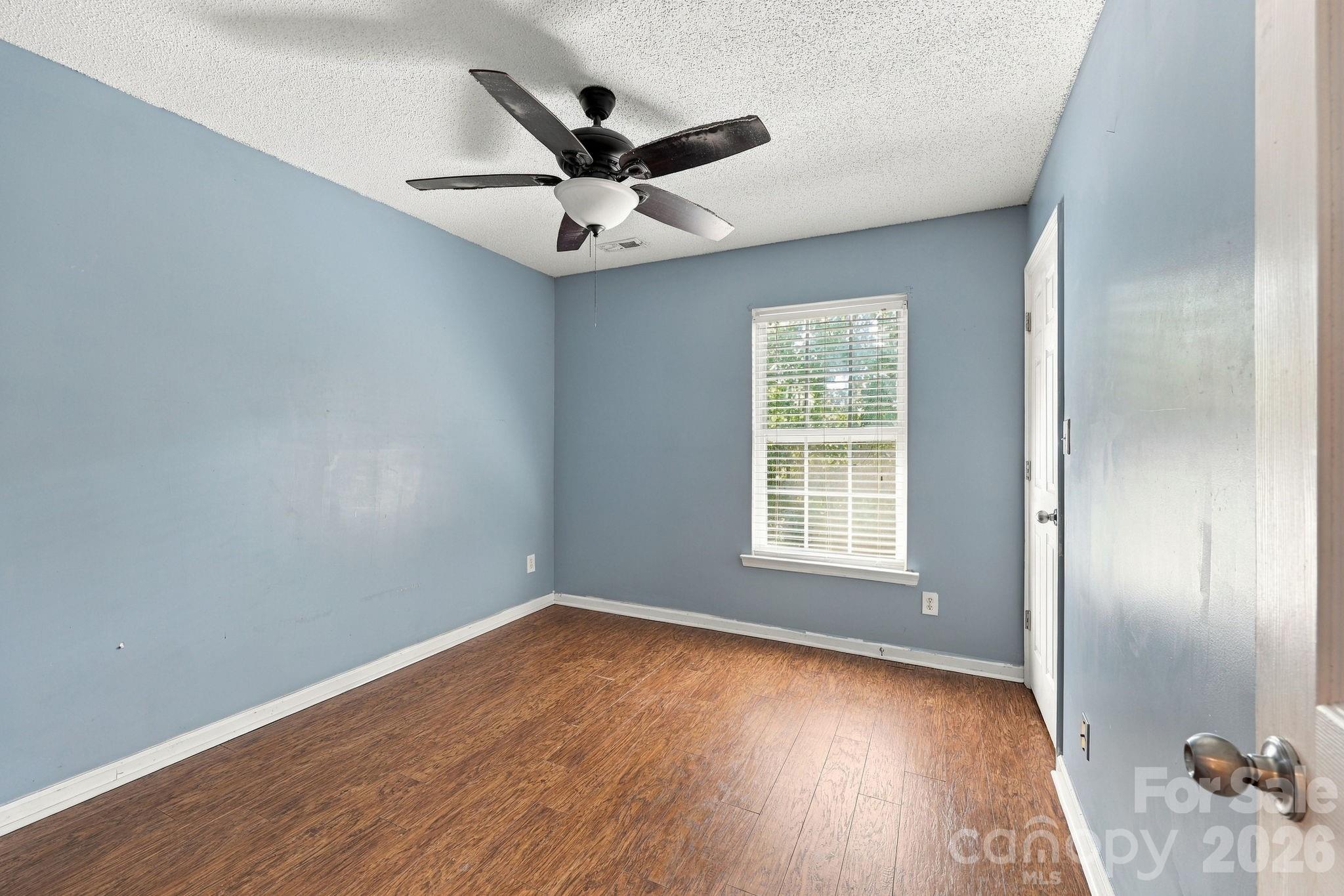 Single Family Residence at 207 Aceland Circle, Salisbury, photo 19 of 54