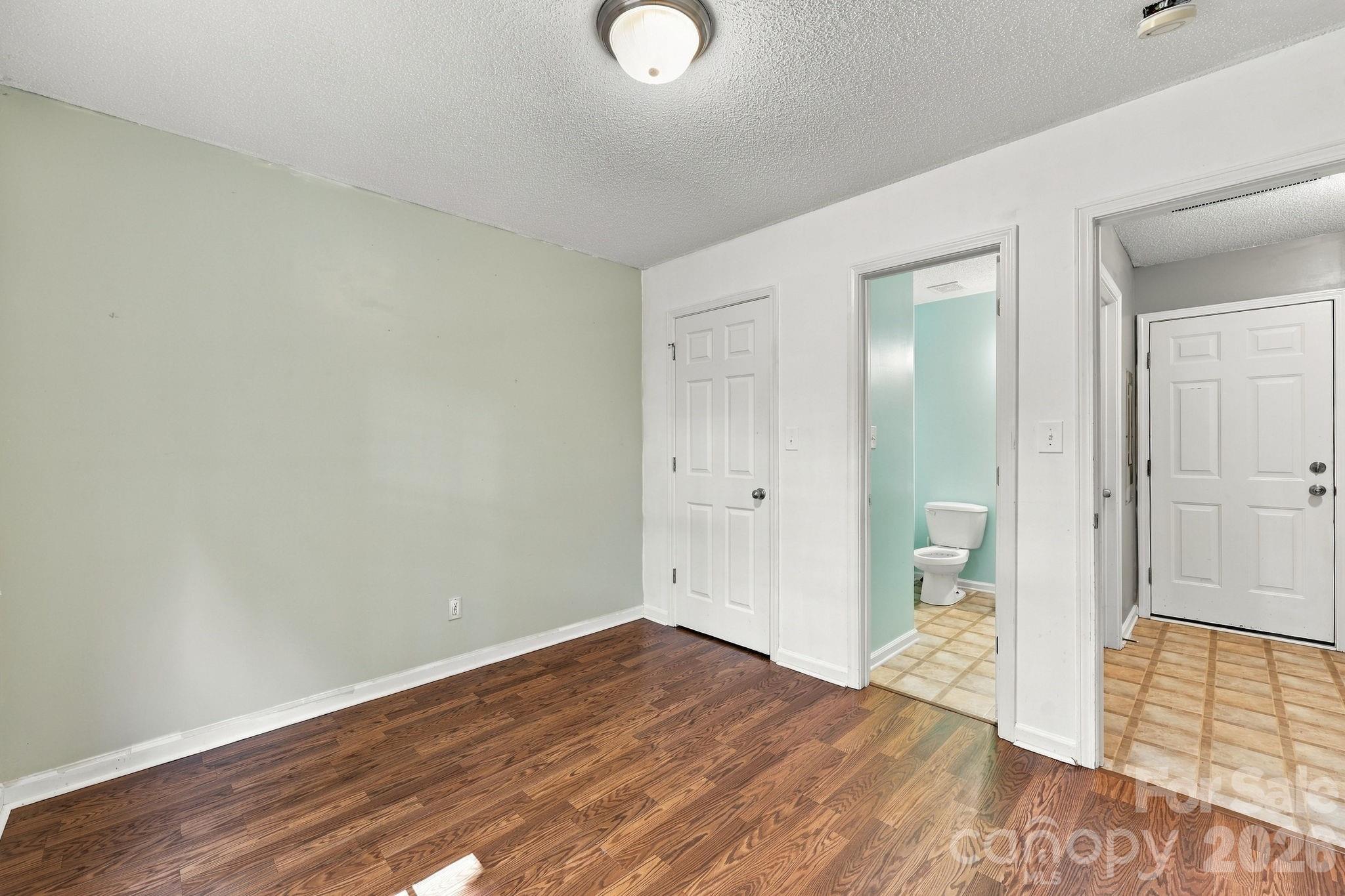 Single Family Residence at 207 Aceland Circle, Salisbury, photo 22 of 54