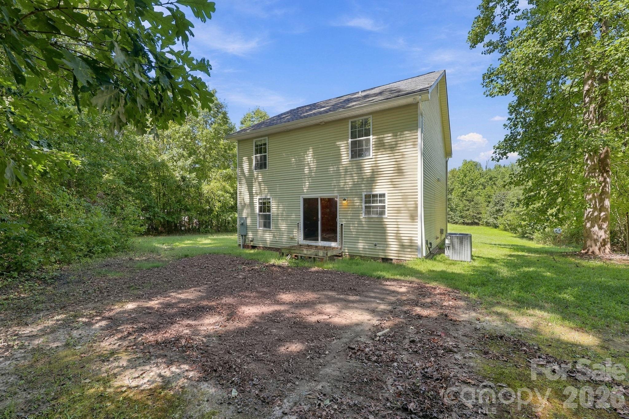 Single Family Residence at 207 Aceland Circle, Salisbury, photo 39 of 54