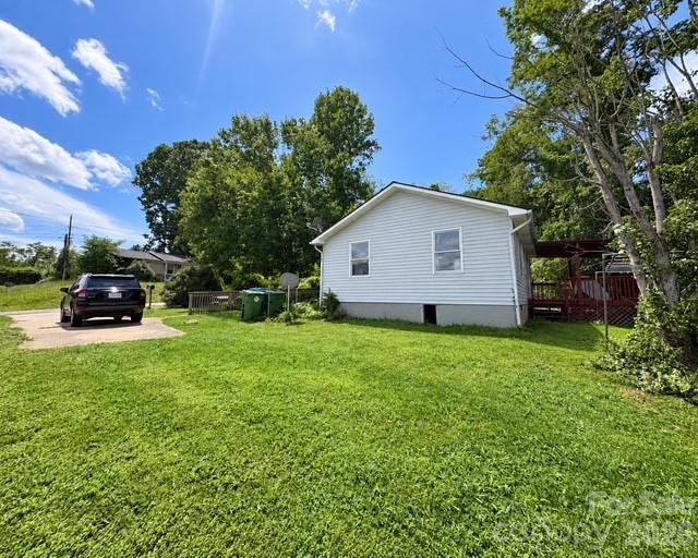 Single Family Residence at 131 Wyatt Street, Asheville, photo 3 of 19