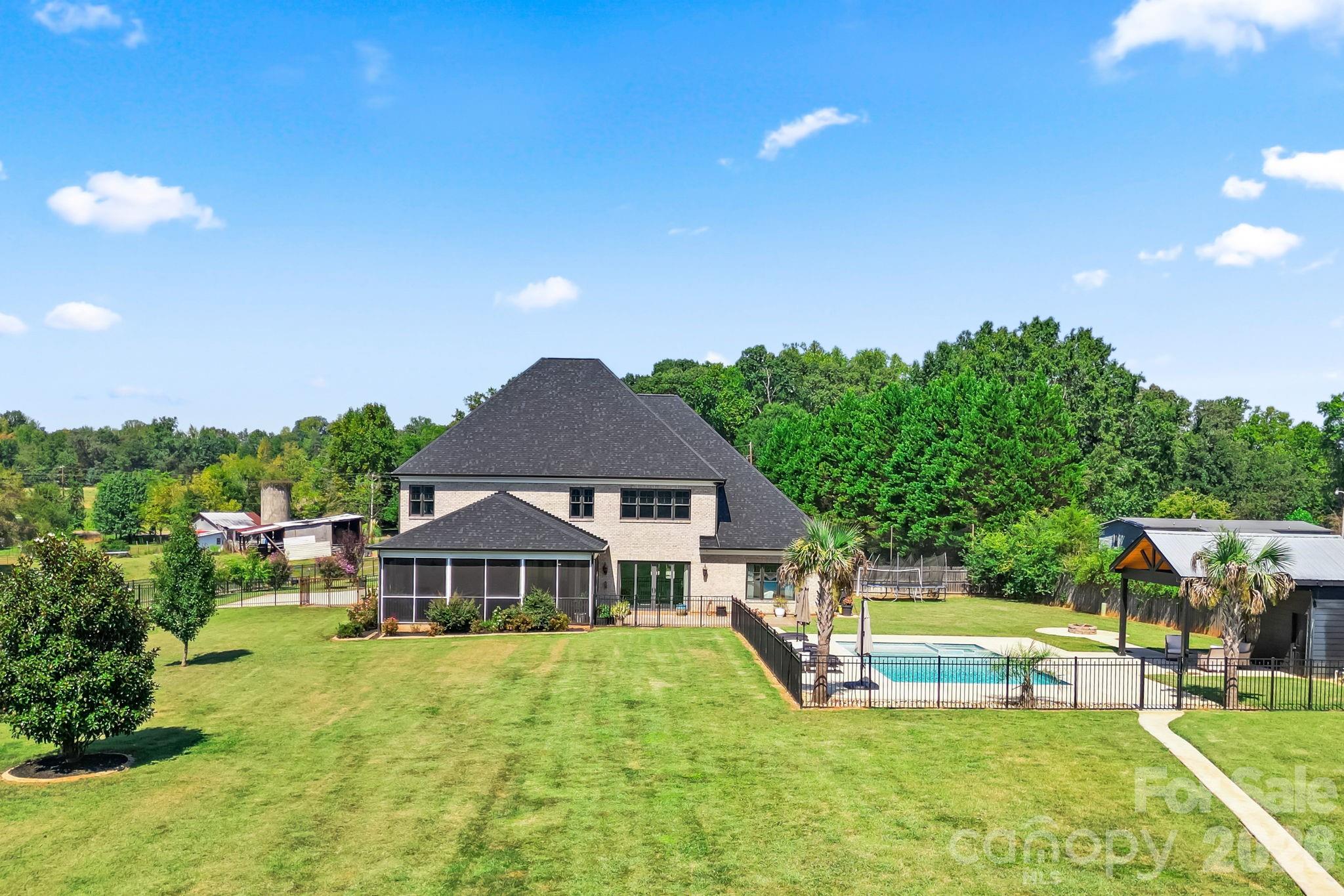 Single Family Residence at 822 Kiser Road, Bessemer City, photo 3 of 48
