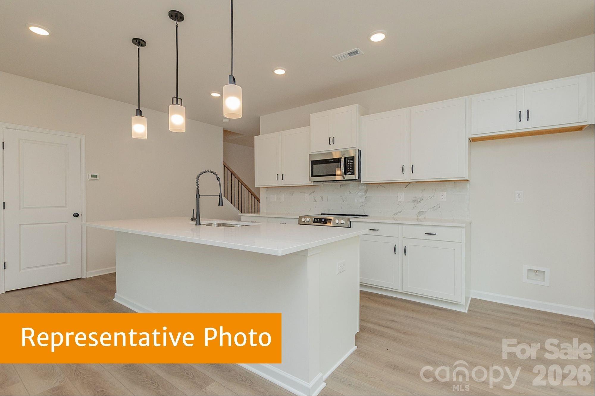 Single Family Residence at 5591 Hagler Loop, Catawba, photo 5 of 31