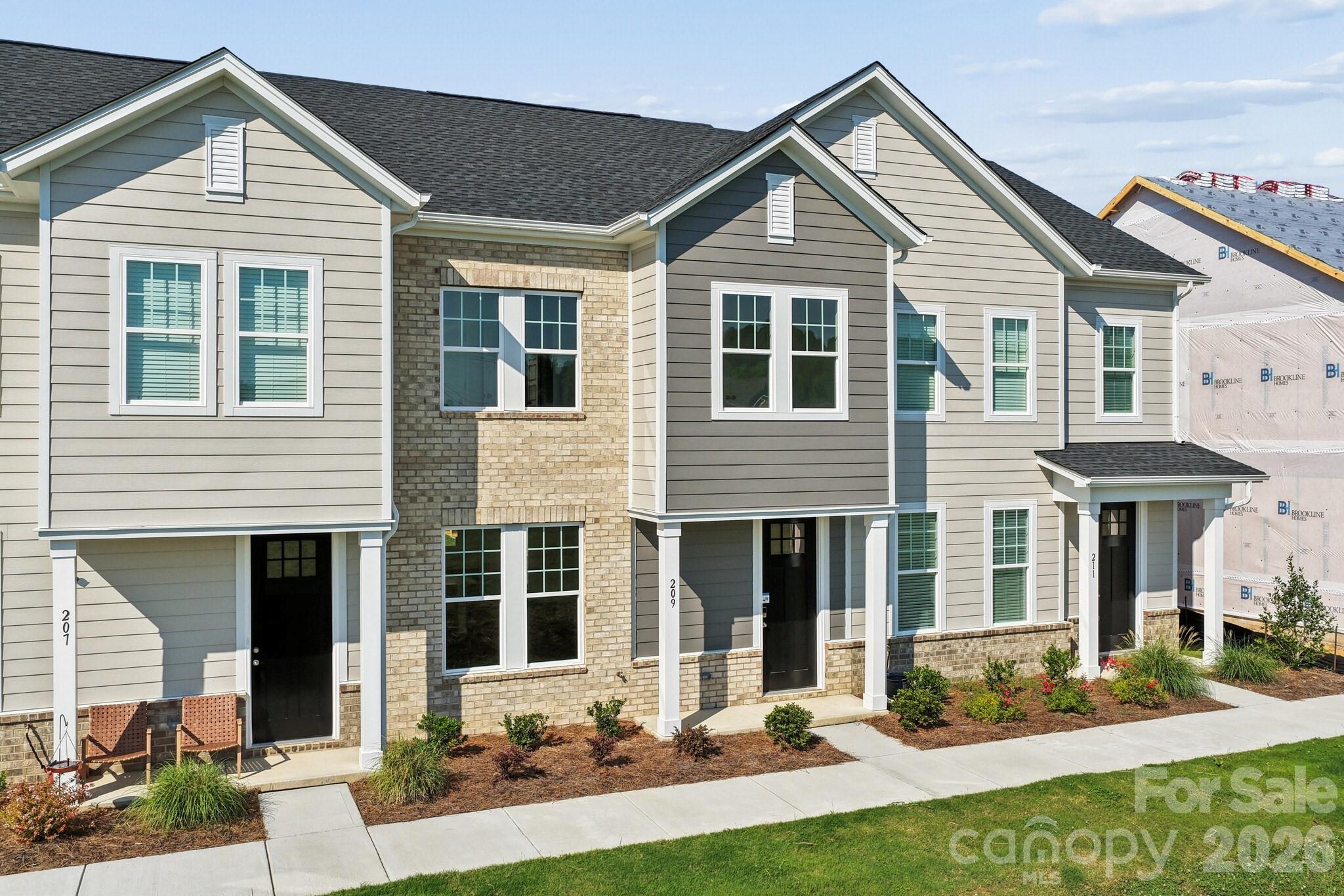 213 Vanguard Lane