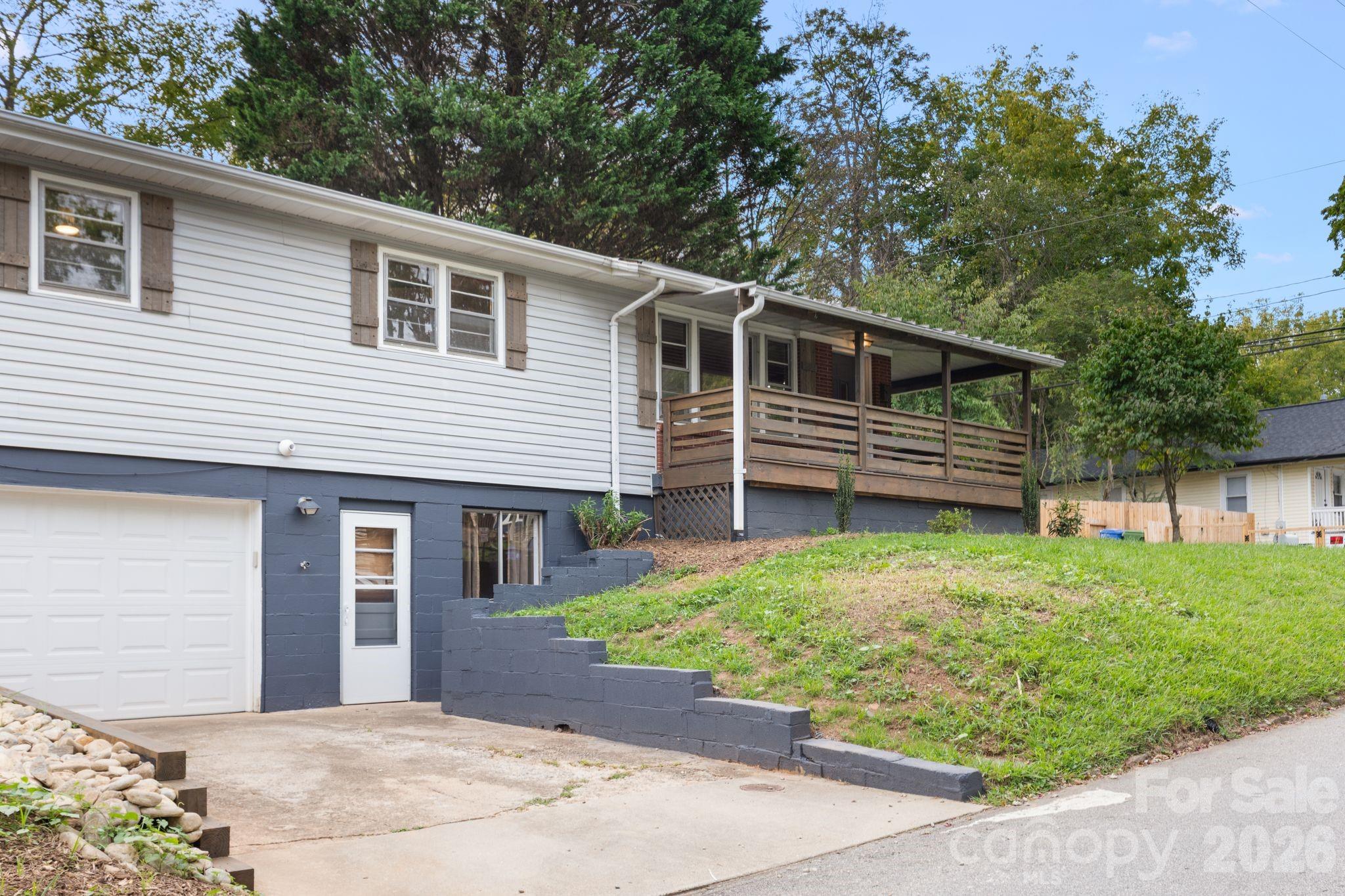 Single Family Residence at 212 Pennsylvania Avenue, Asheville, photo 23 of 37
