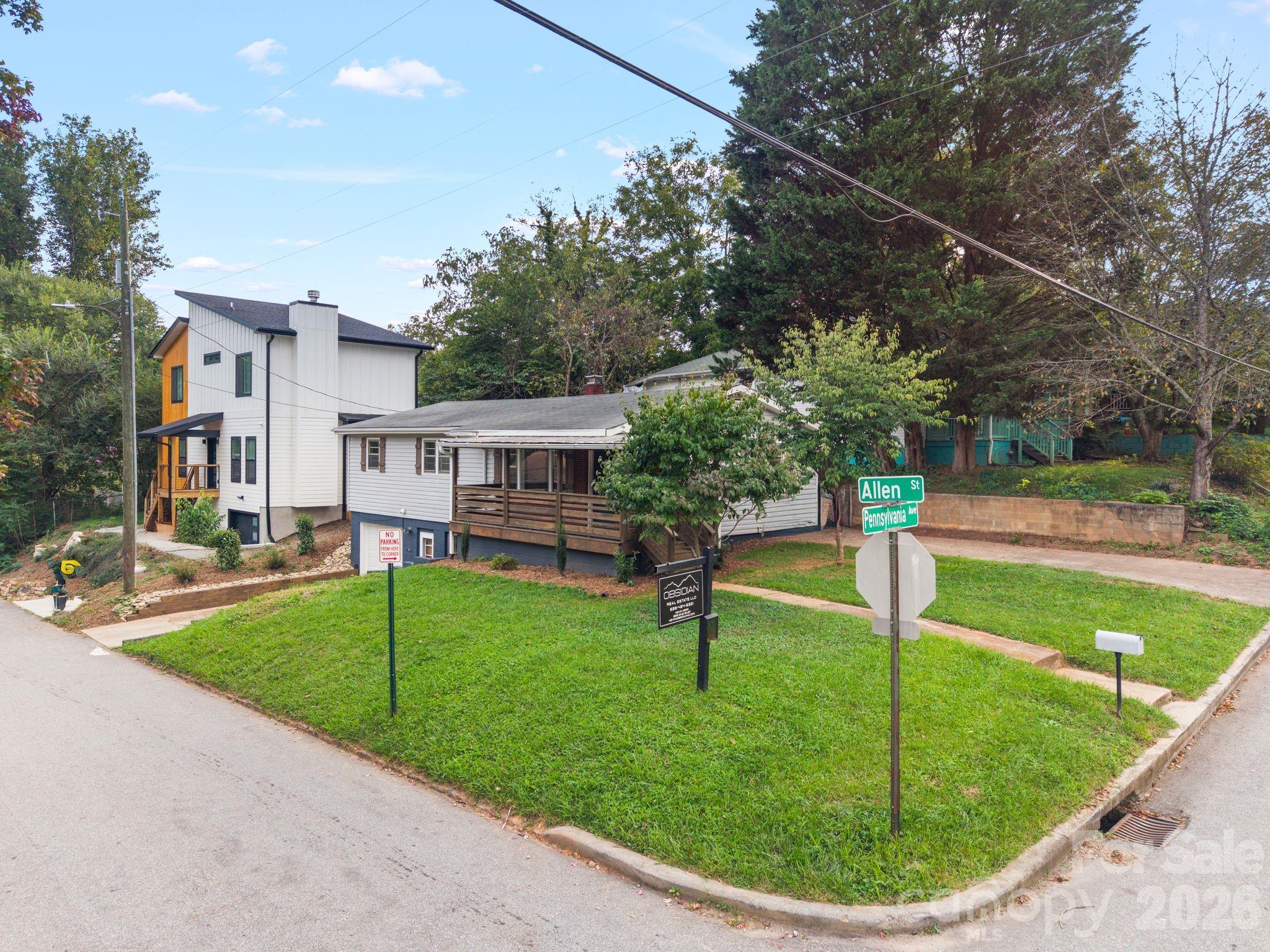 Single Family Residence at 212 Pennsylvania Avenue, Asheville, photo 32 of 37