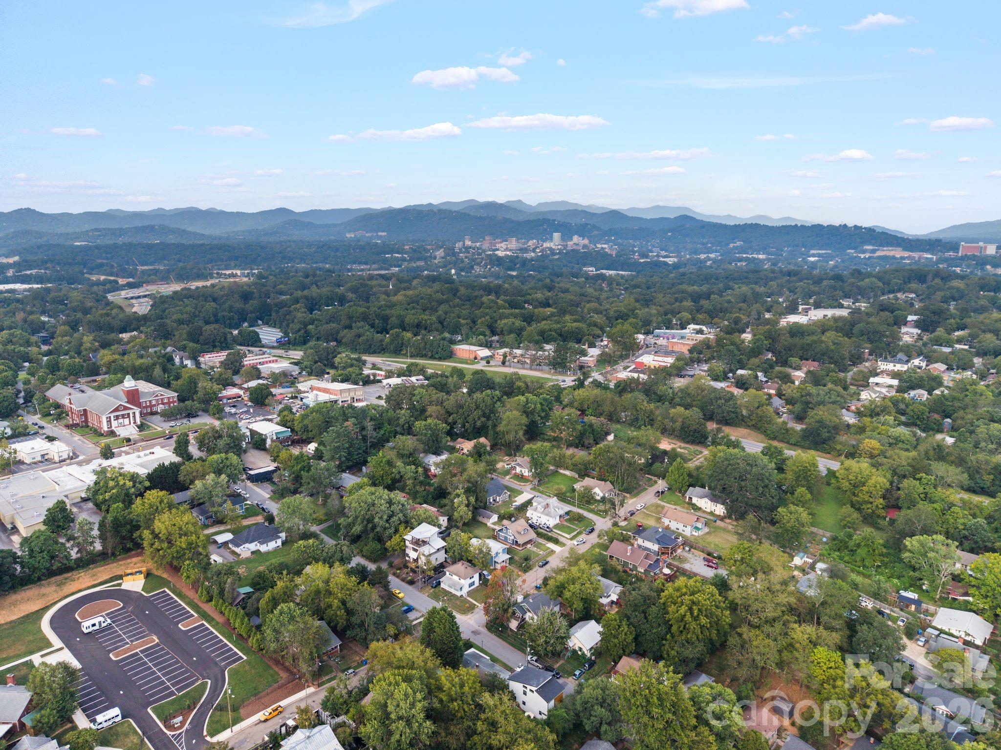 Single Family Residence at 212 Pennsylvania Avenue, Asheville, photo 34 of 37