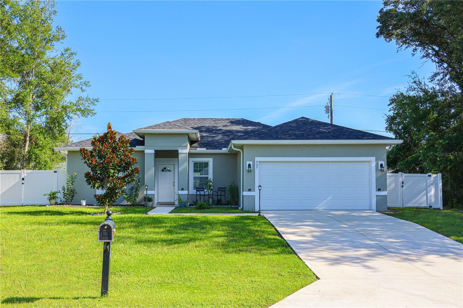 237 MARION OAKS TRL