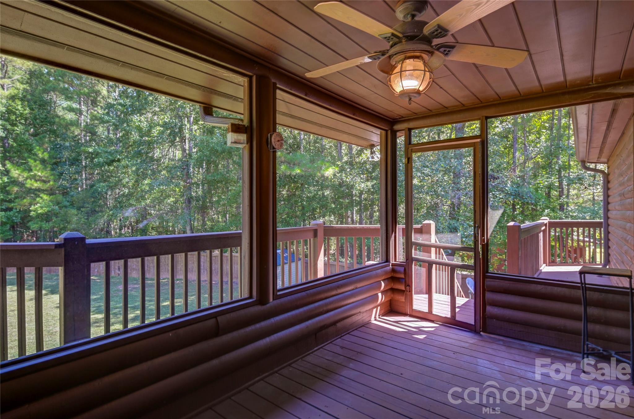 Screened-in back porch - 1040 Lawhorn Road, Blythewood