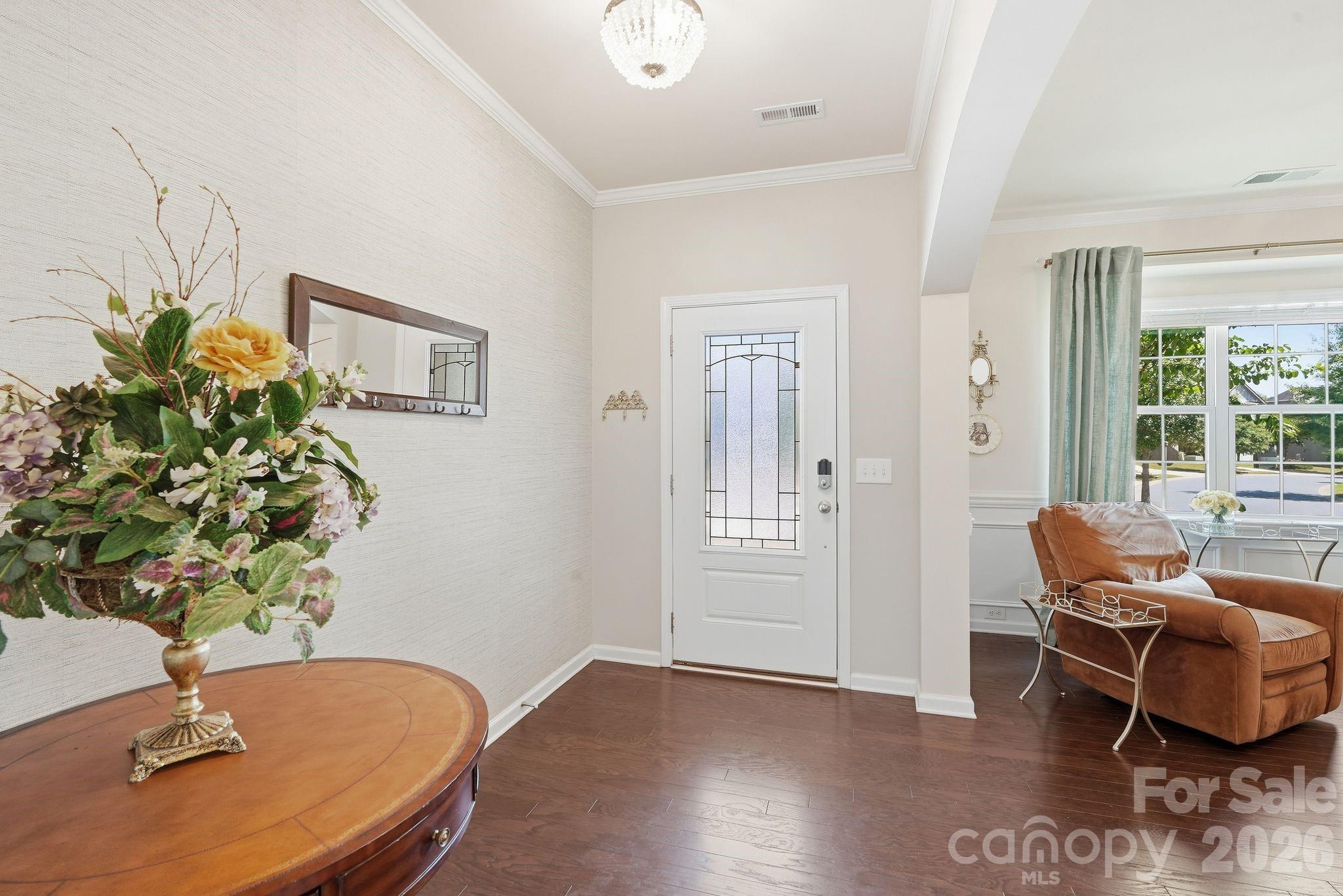 Single Family Residence at 7013 Hamilton Mill Drive, Waxhaw, photo 5 of 40