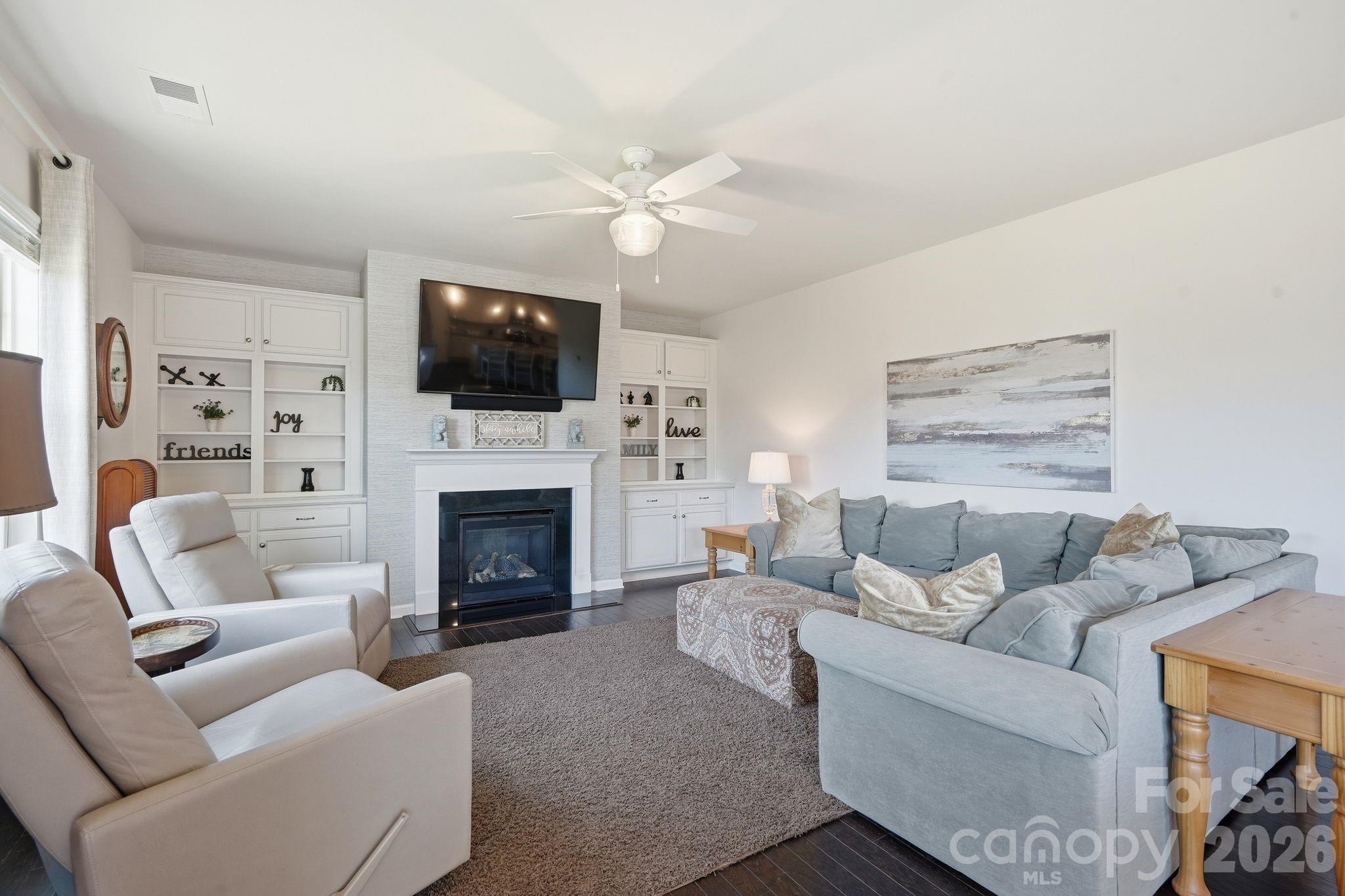 Single Family Residence at 7013 Hamilton Mill Drive, Waxhaw, photo 10 of 40