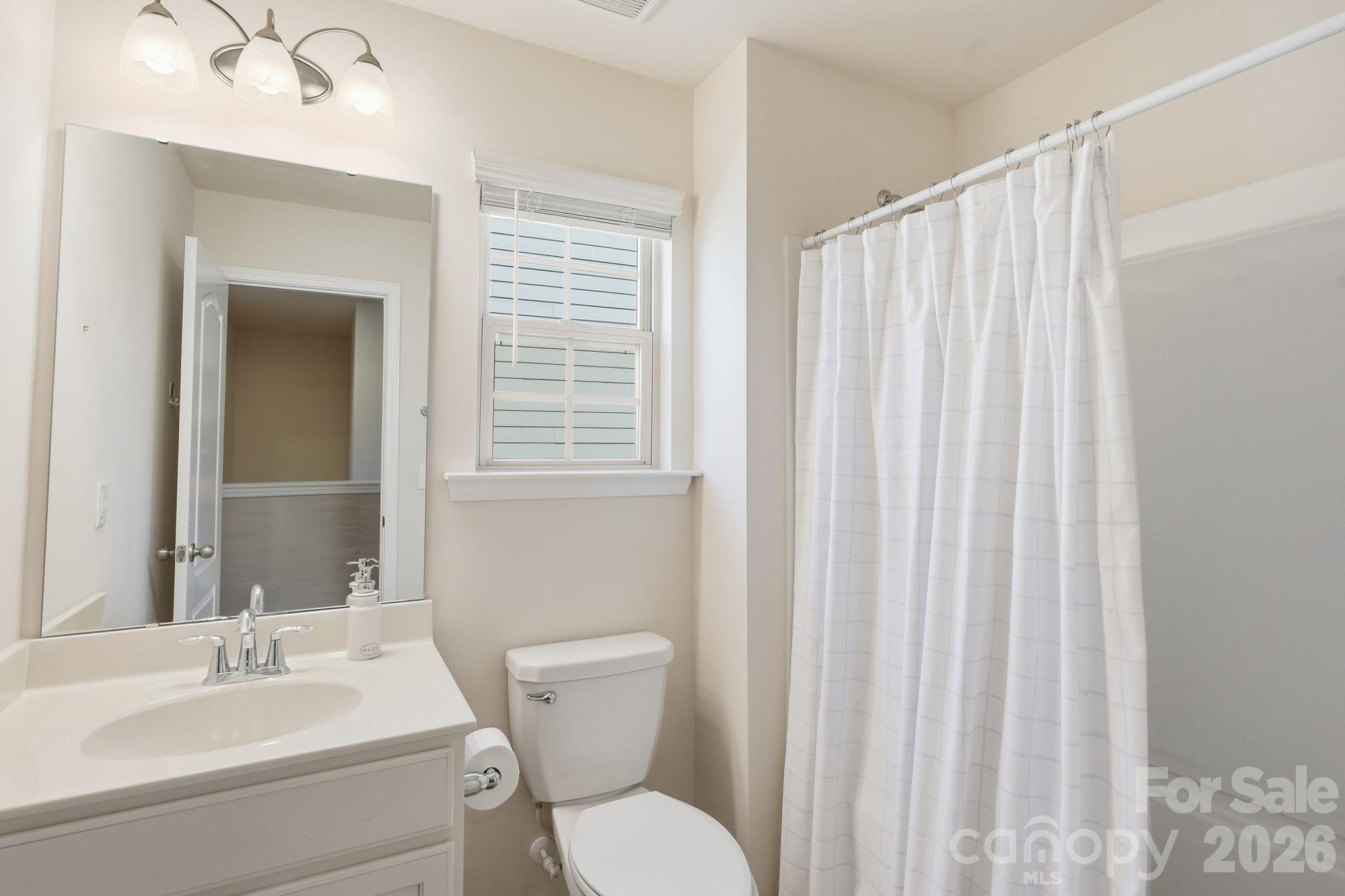 Single Family Residence at 7013 Hamilton Mill Drive, Waxhaw, photo 28 of 40