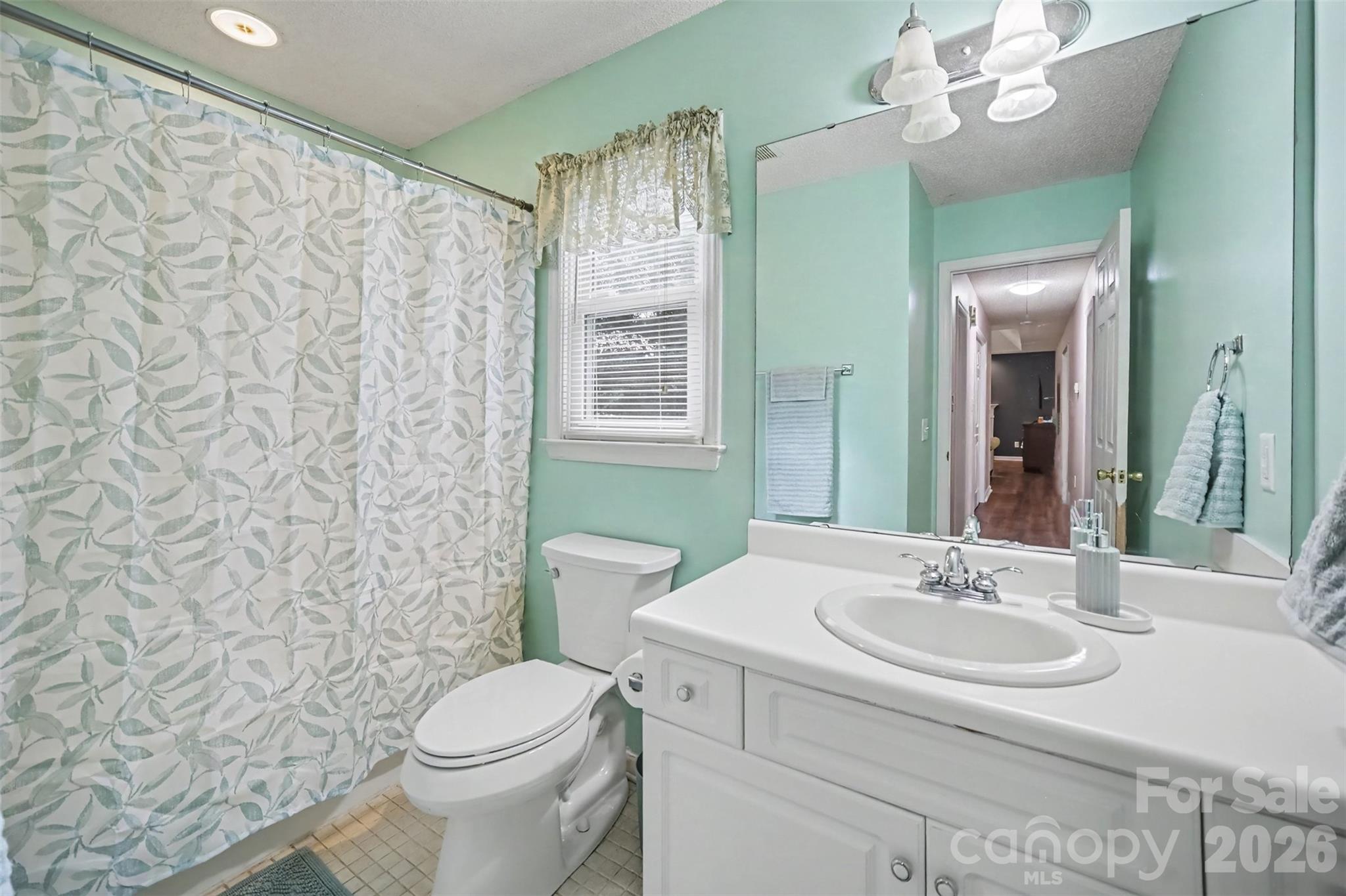 Single Family Residence at 515 Harmony Glen Circle, Rock Hill, photo 14 of 35