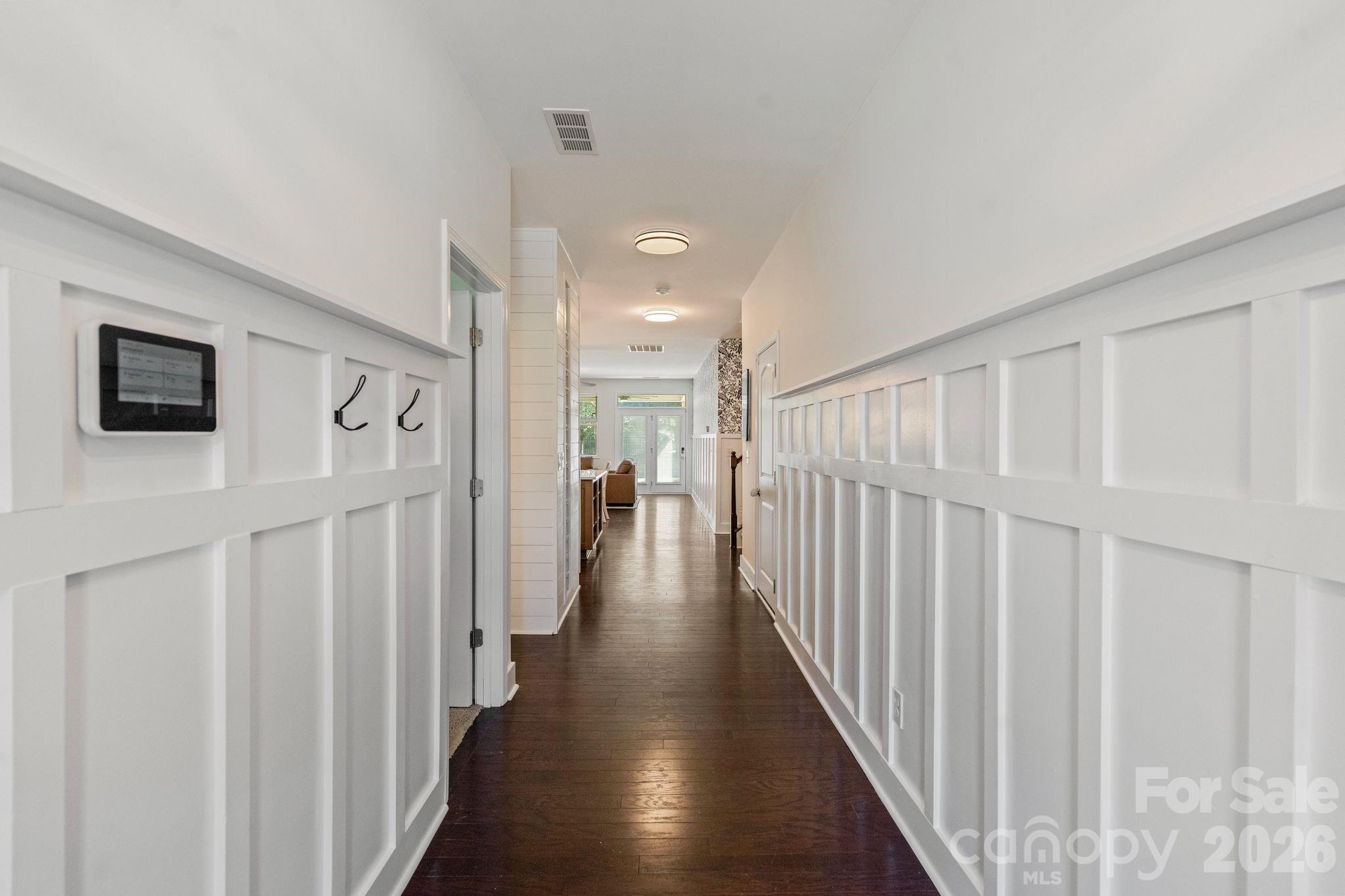 Single Family Residence at 12804 Heath Grove Drive, Huntersville, photo 7 of 41