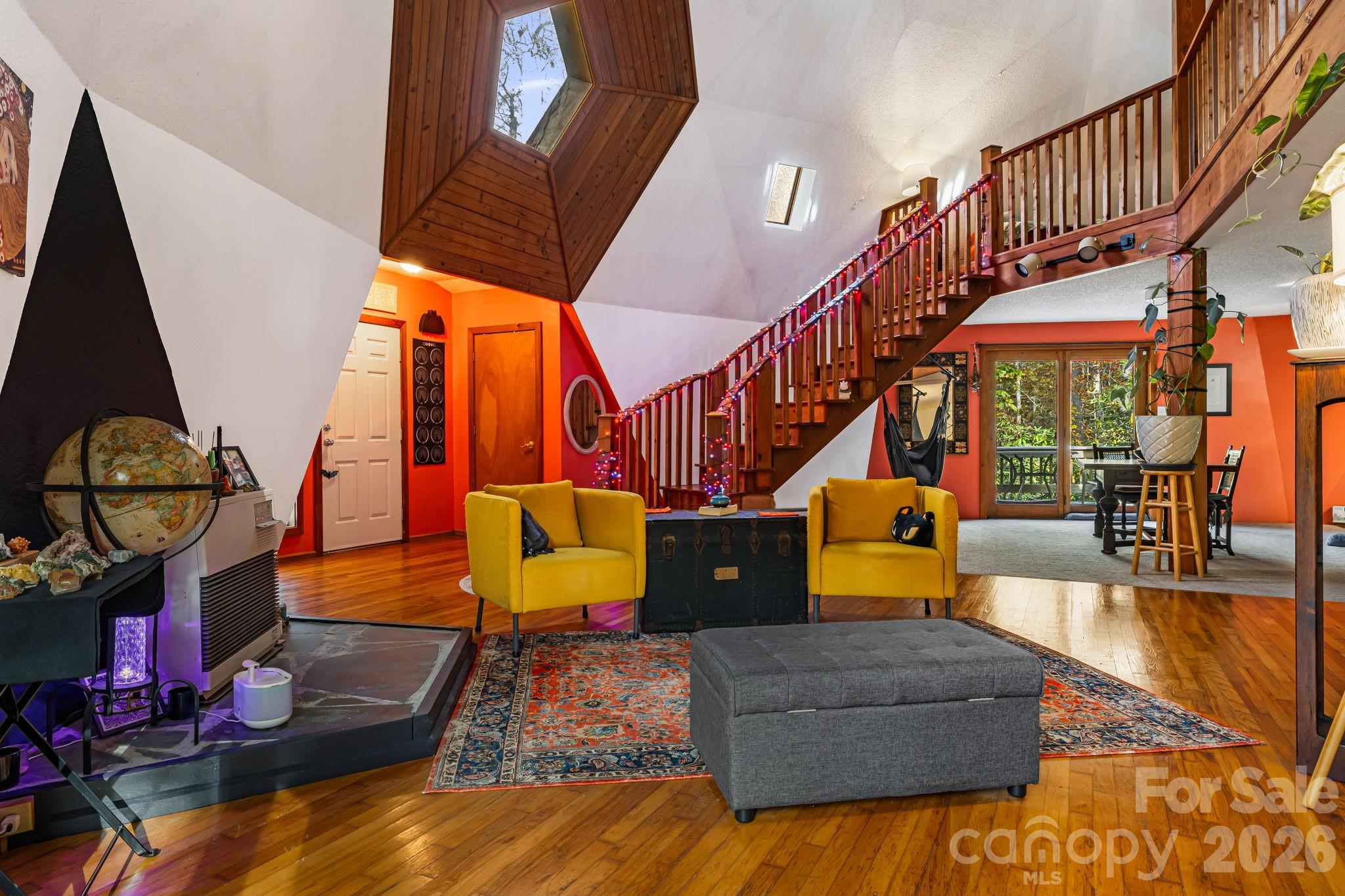 Single Family Residence at 425 Bob Barnwell Road, Asheville, photo 8 of 48
