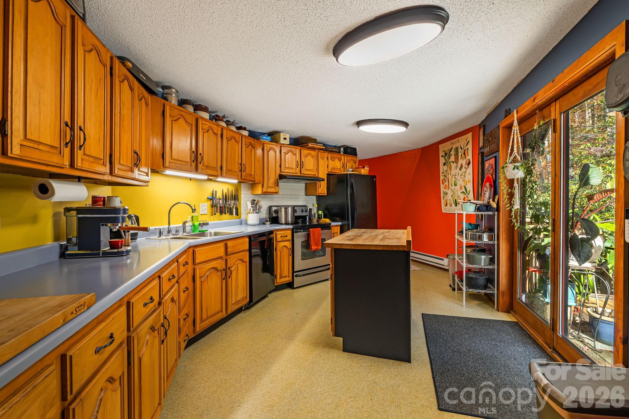 Single Family Residence at 425 Bob Barnwell Road, Asheville, photo 13 of 48