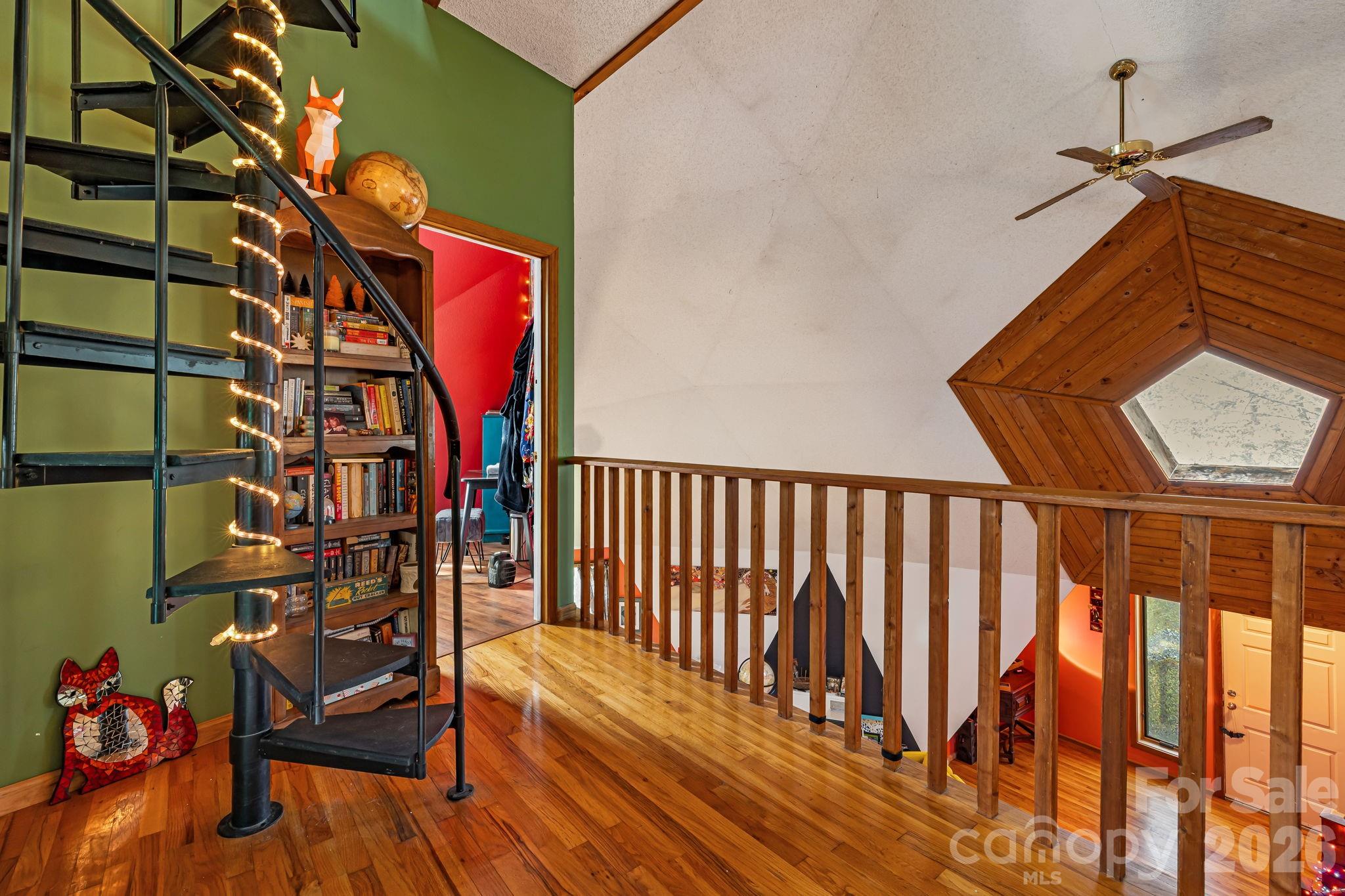 Single Family Residence at 425 Bob Barnwell Road, Asheville, photo 30 of 48